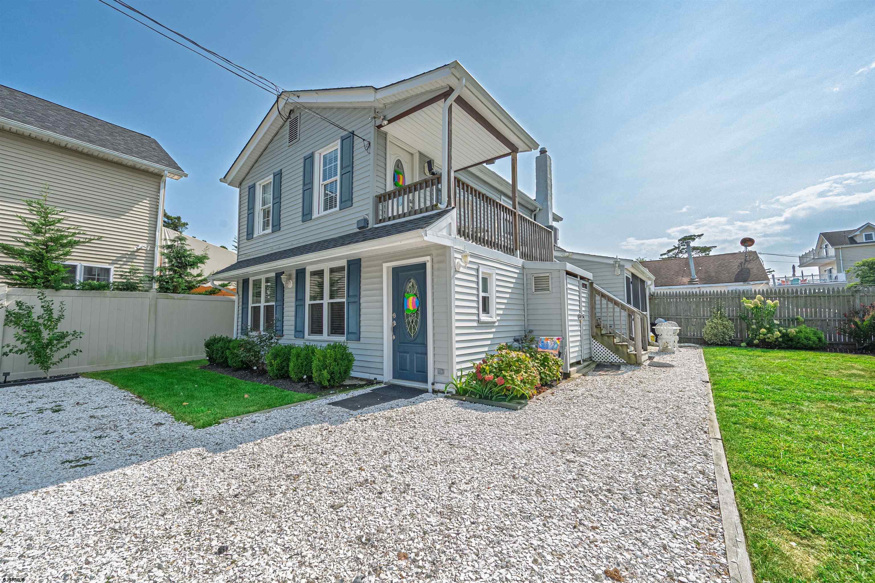 112 E Pierson Avenue