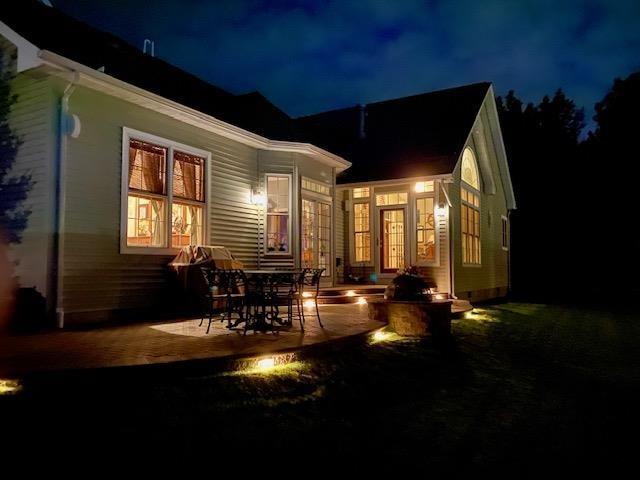 2 Glen Aire Dr