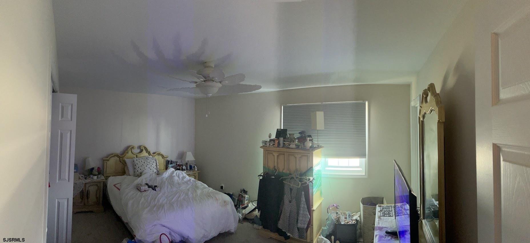 605 B N Victoria Avenue