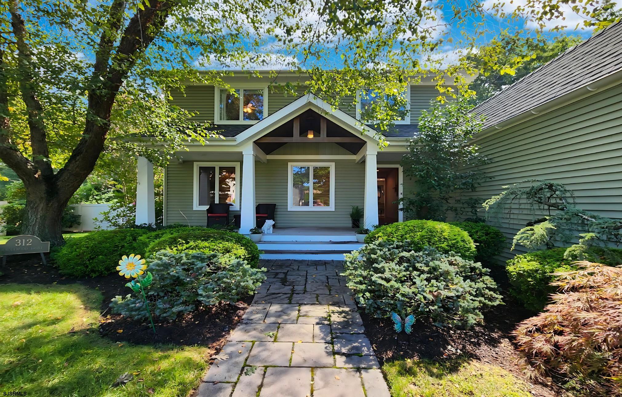 312 Knollwood Dr - Picture 1