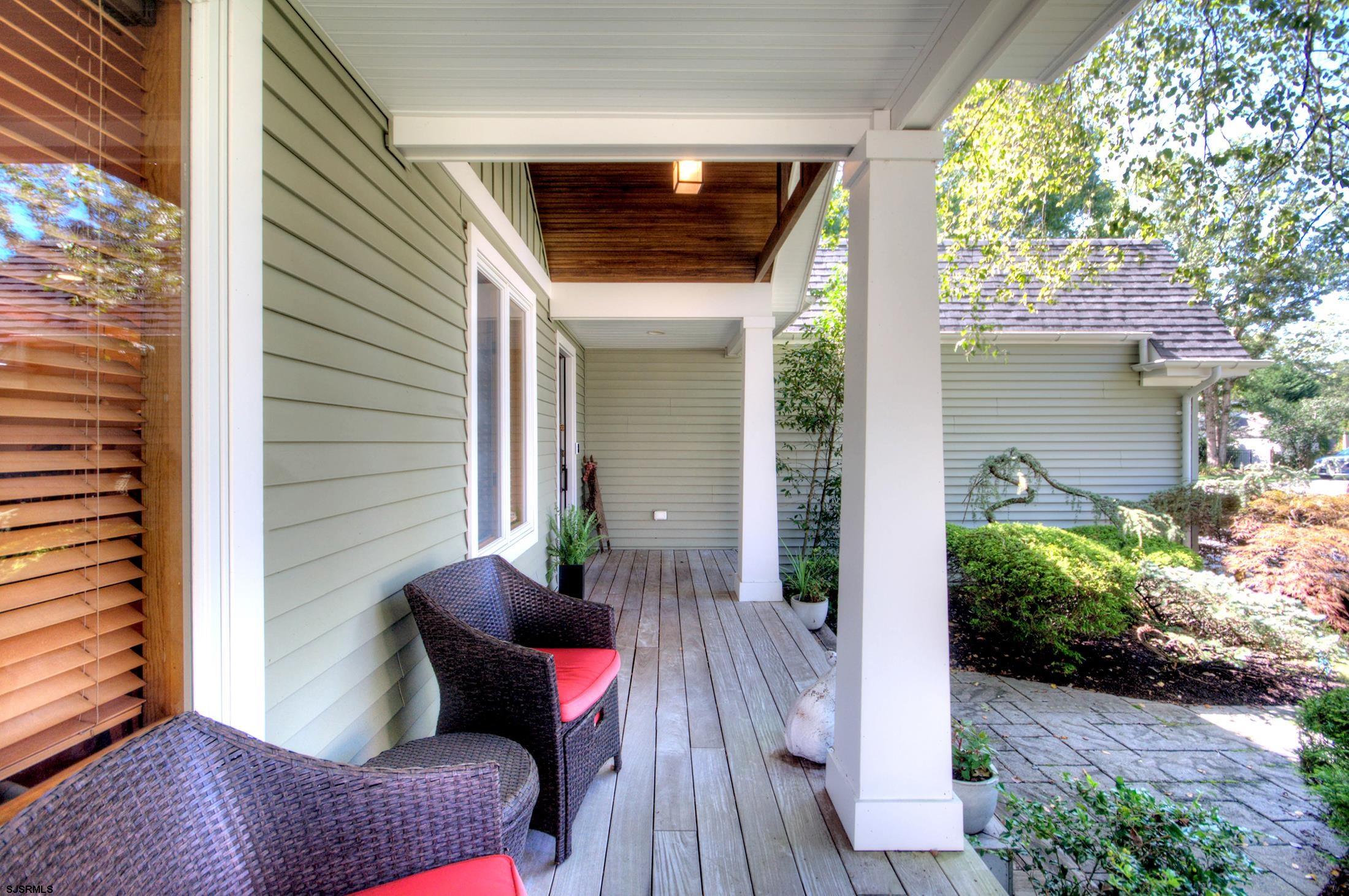 312 Knollwood Dr - Picture 3