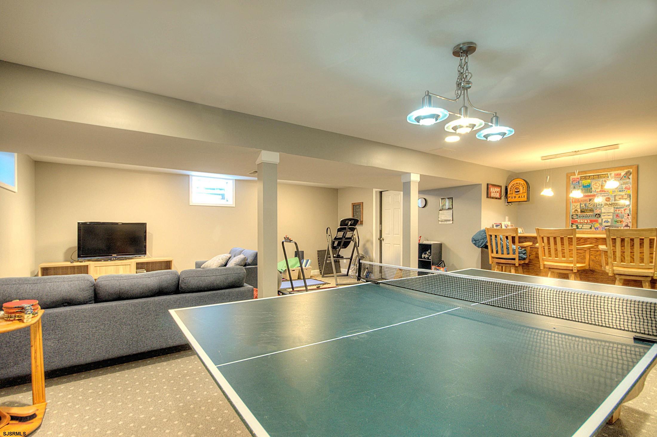312 Knollwood Dr