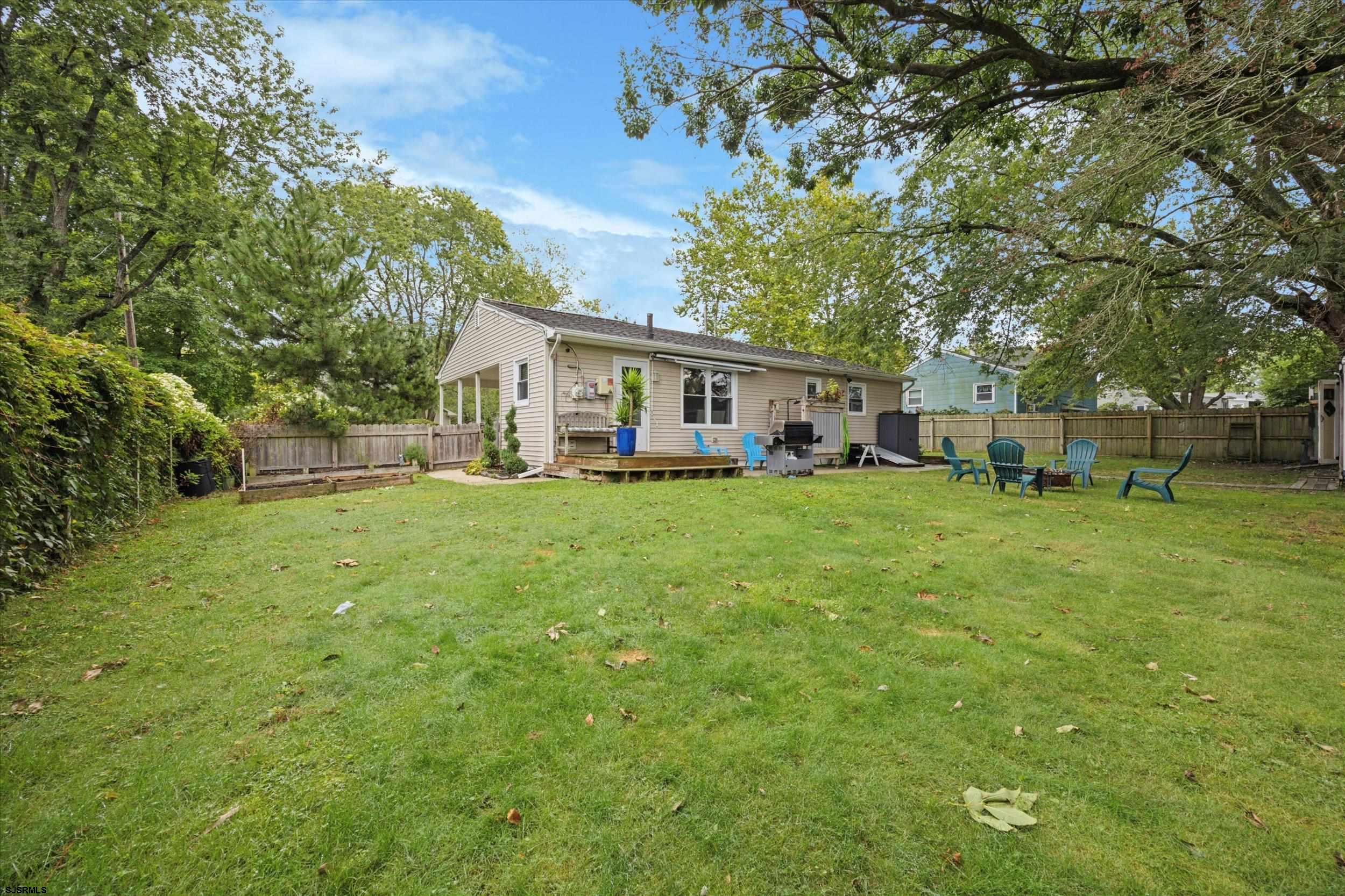 18 Colwick Dr
