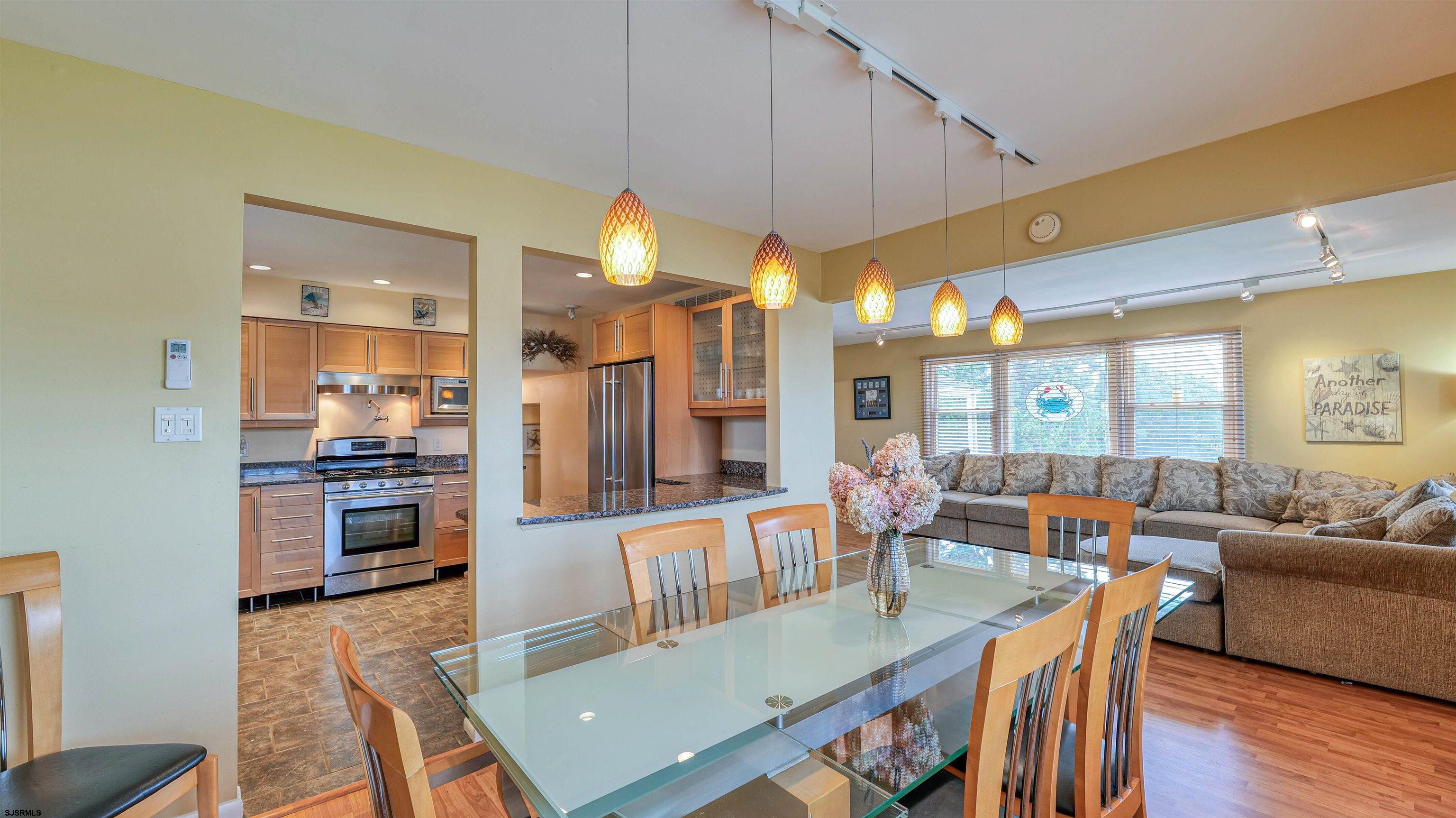 3 Bay Ct