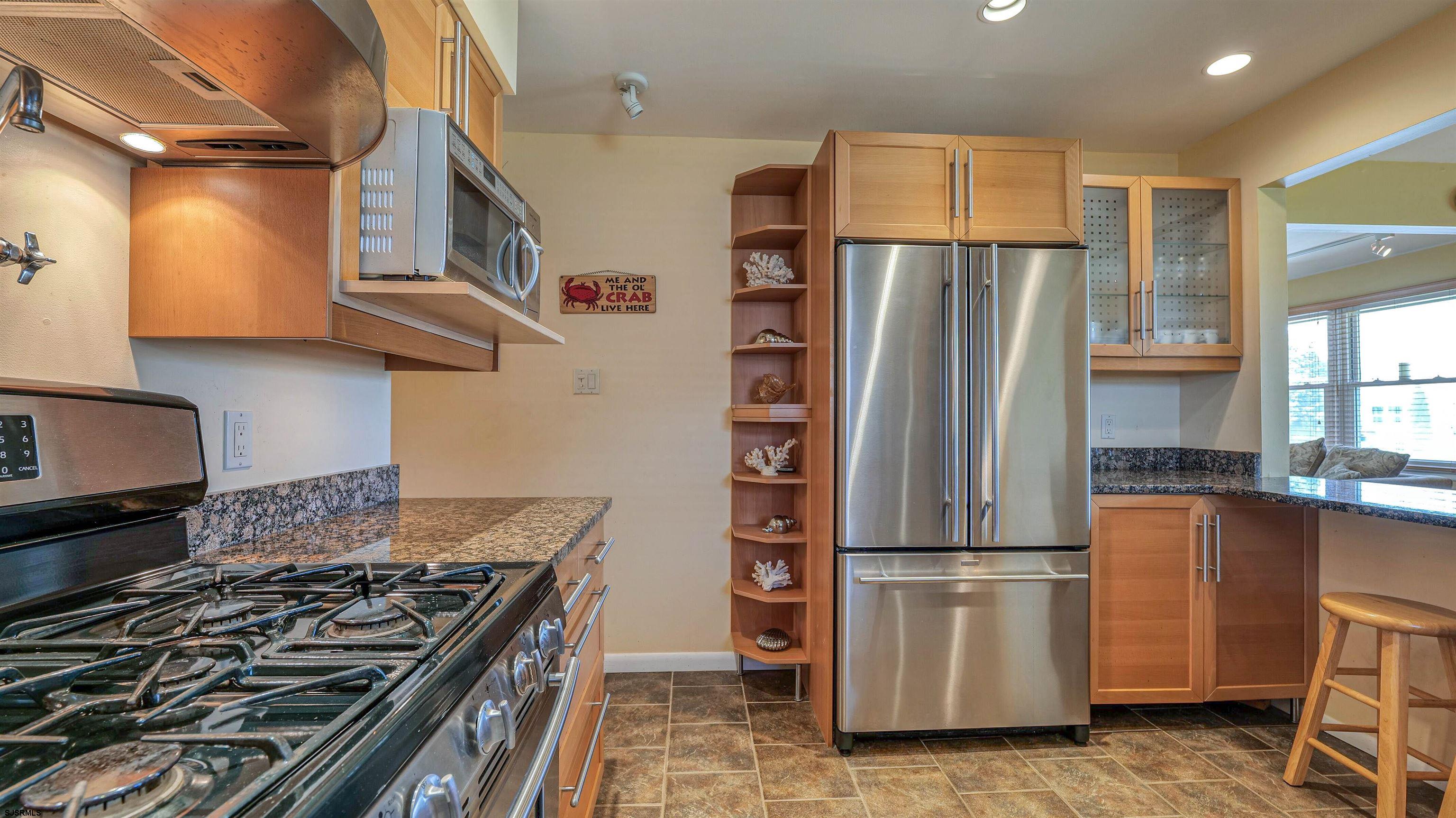 3 Bay Ct