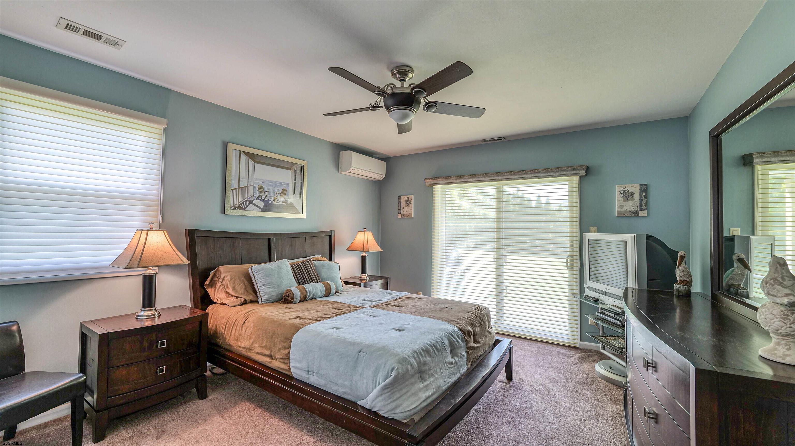 3 Bay Ct