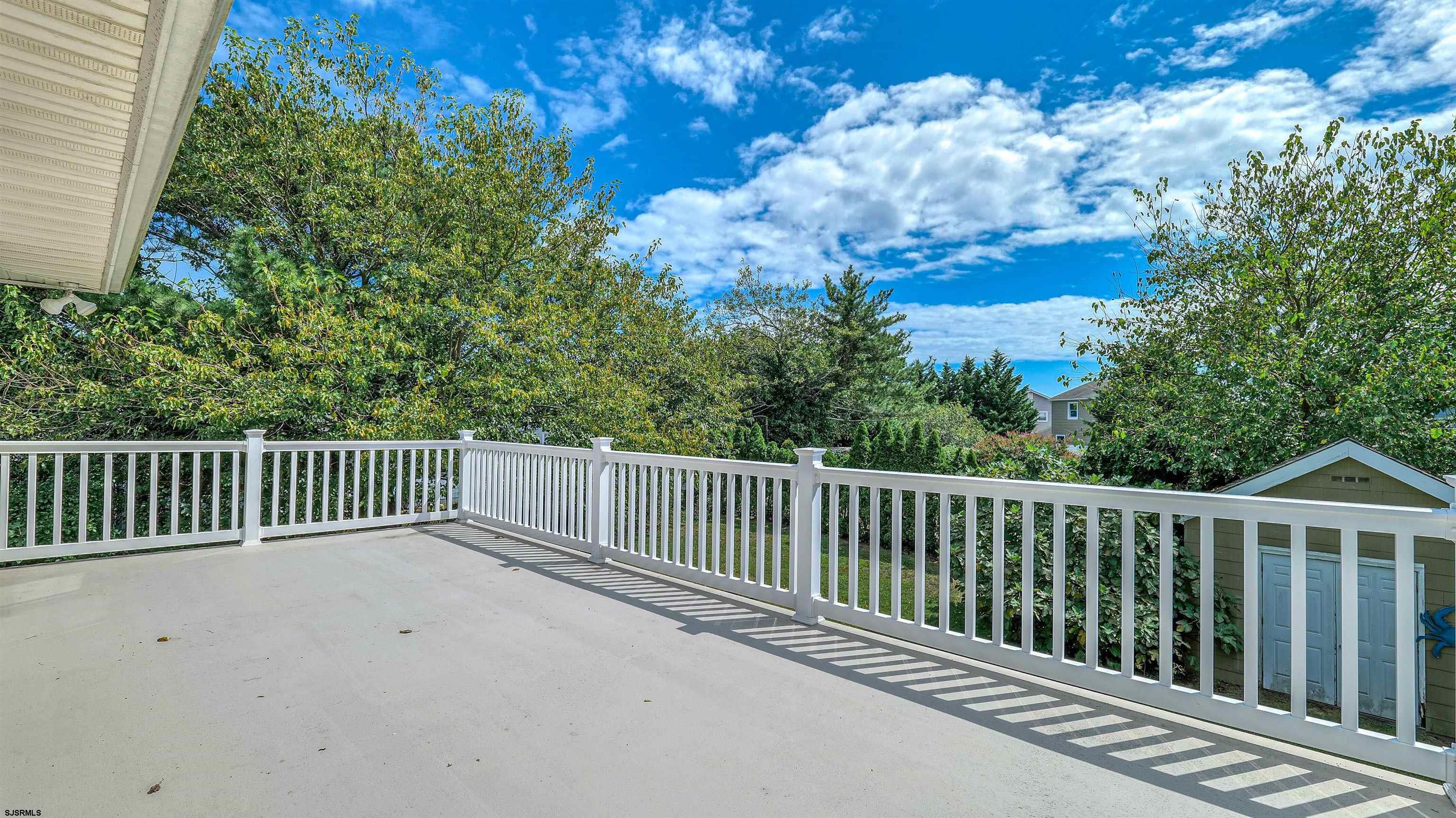 3 Bay Ct