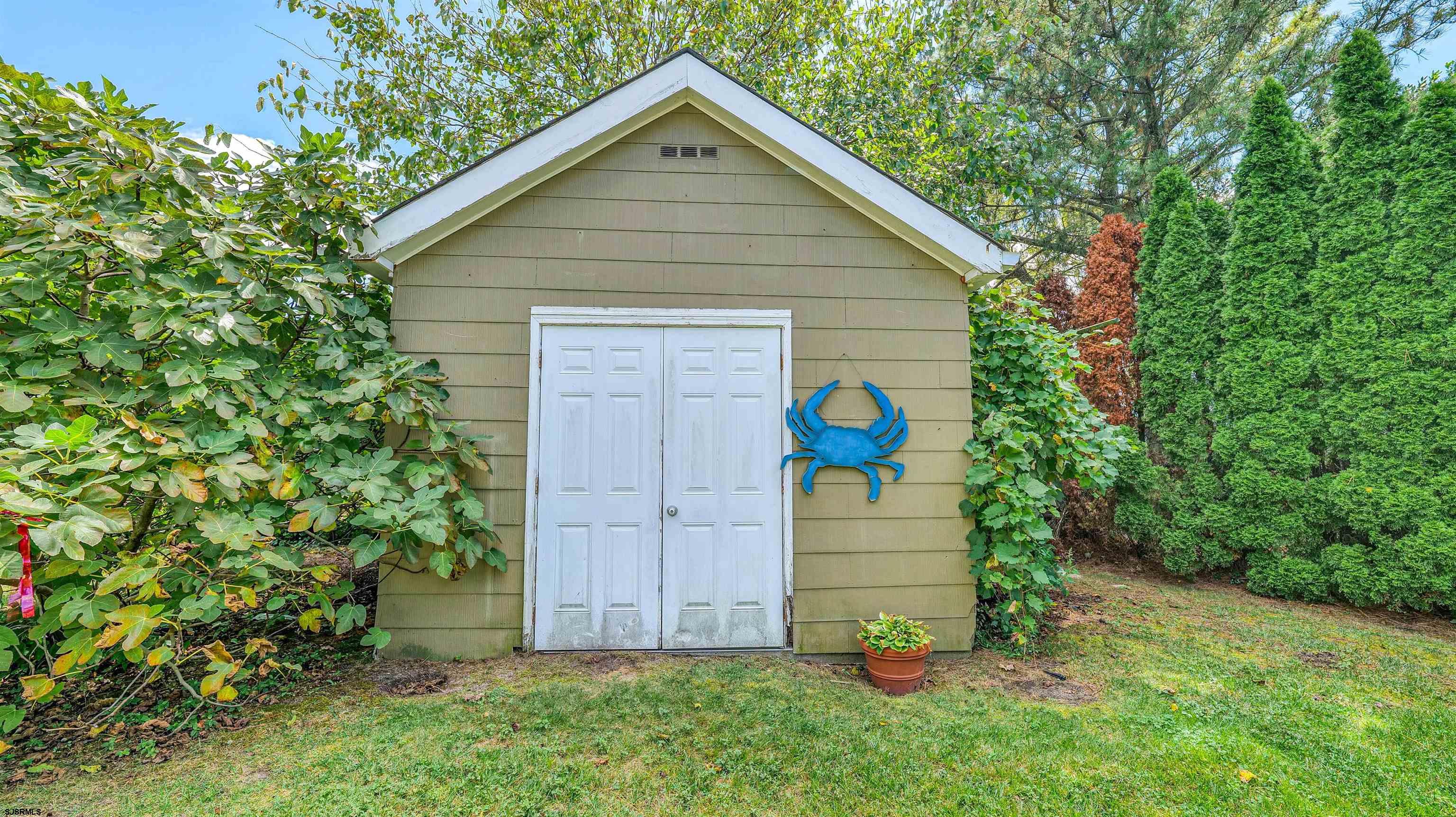 3 Bay Ct