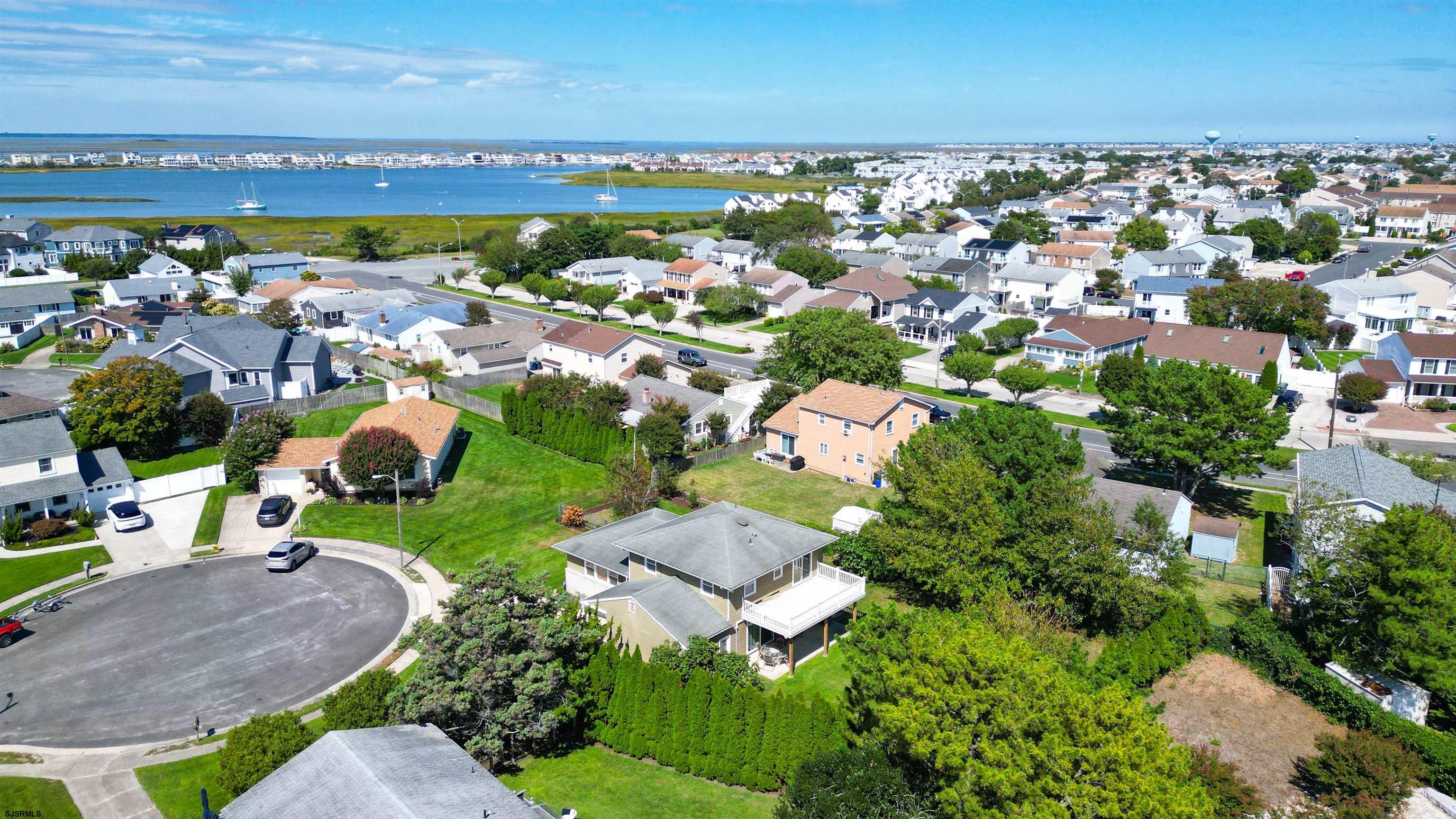 3 Bay Ct