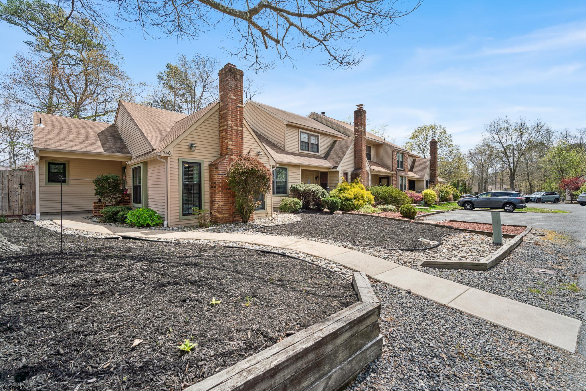 740 E Cooper Ferry - Picture 1