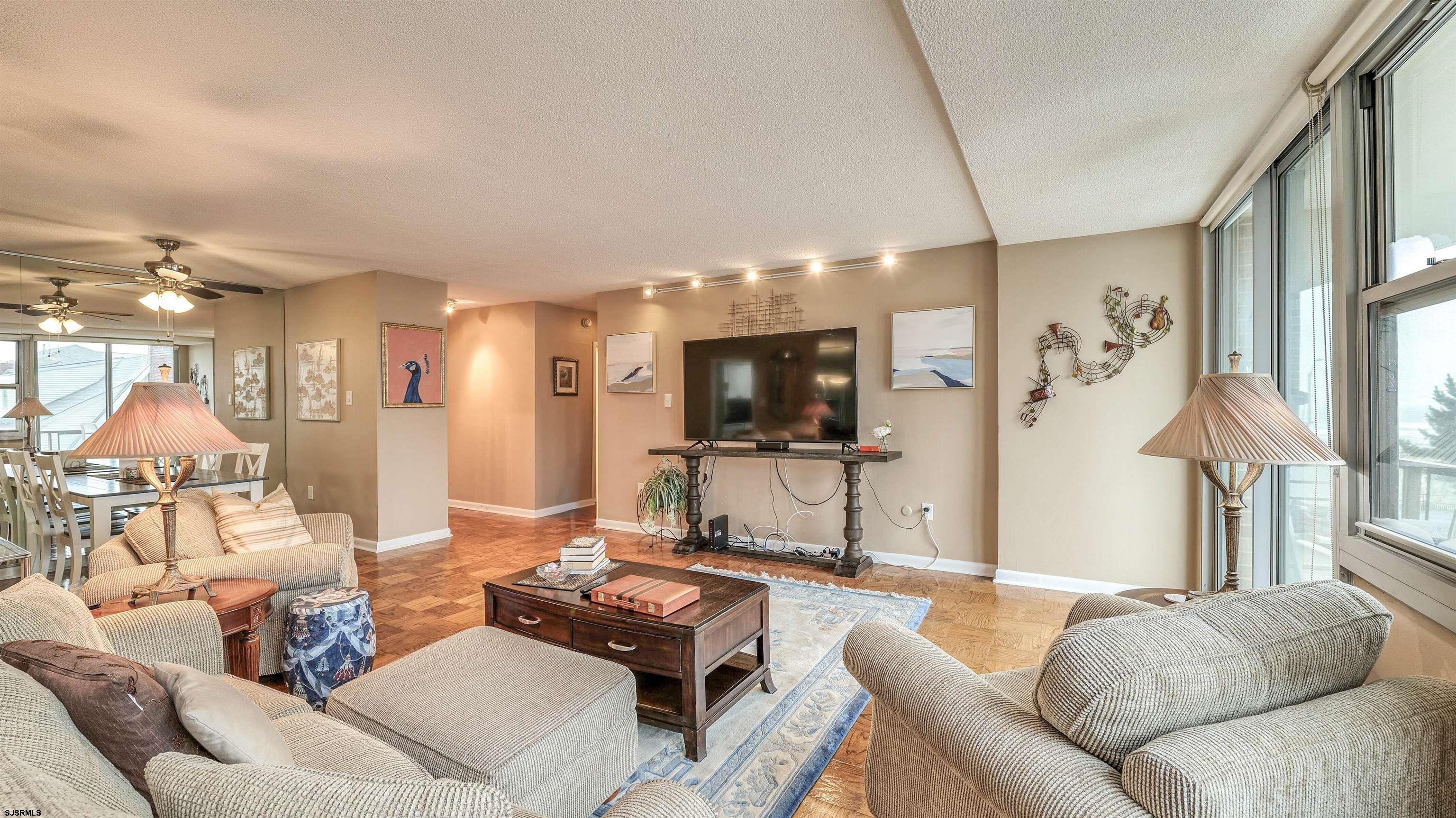 4800 Boardwalk - Picture 1