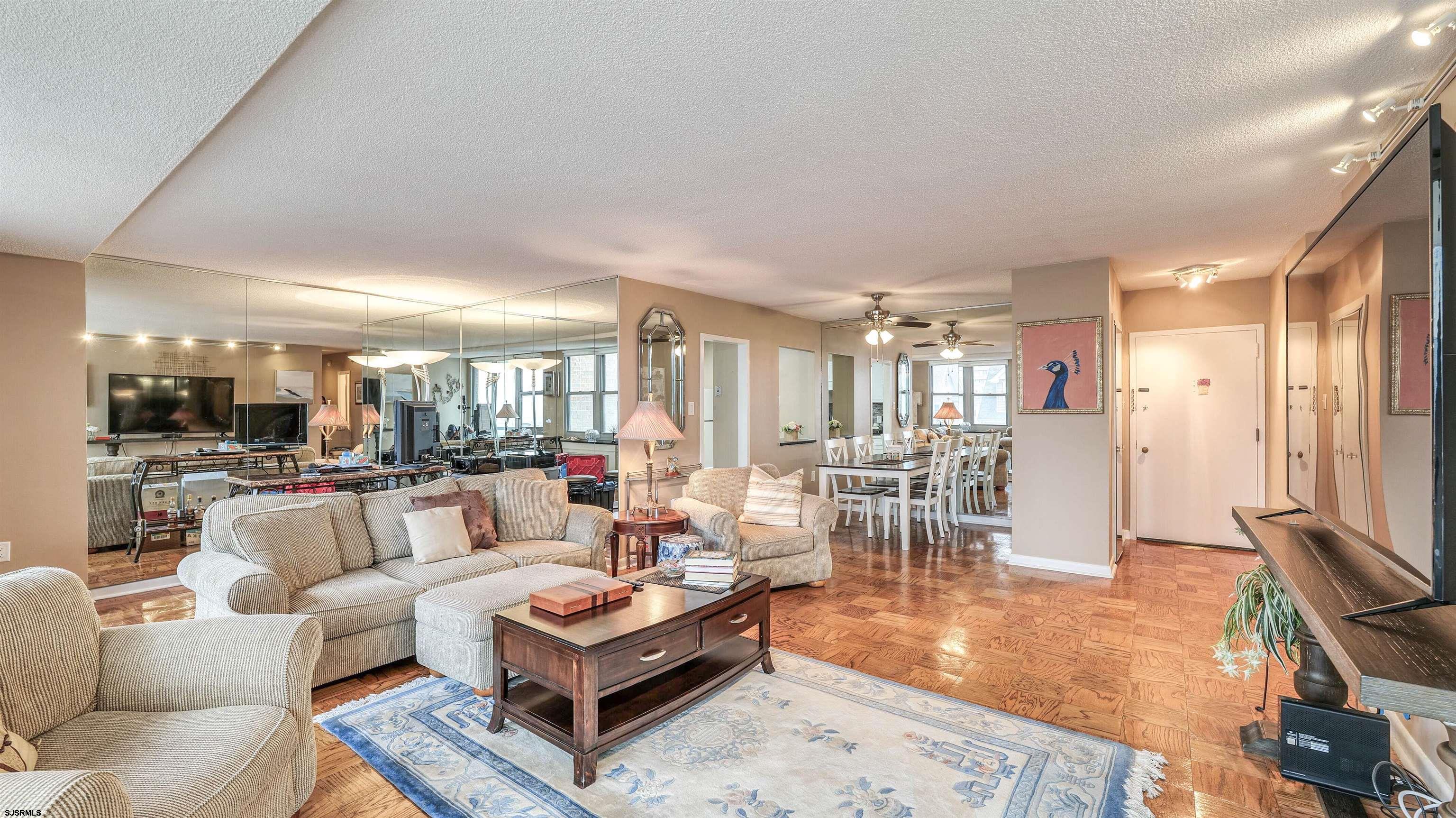 4800 Boardwalk - Picture 2