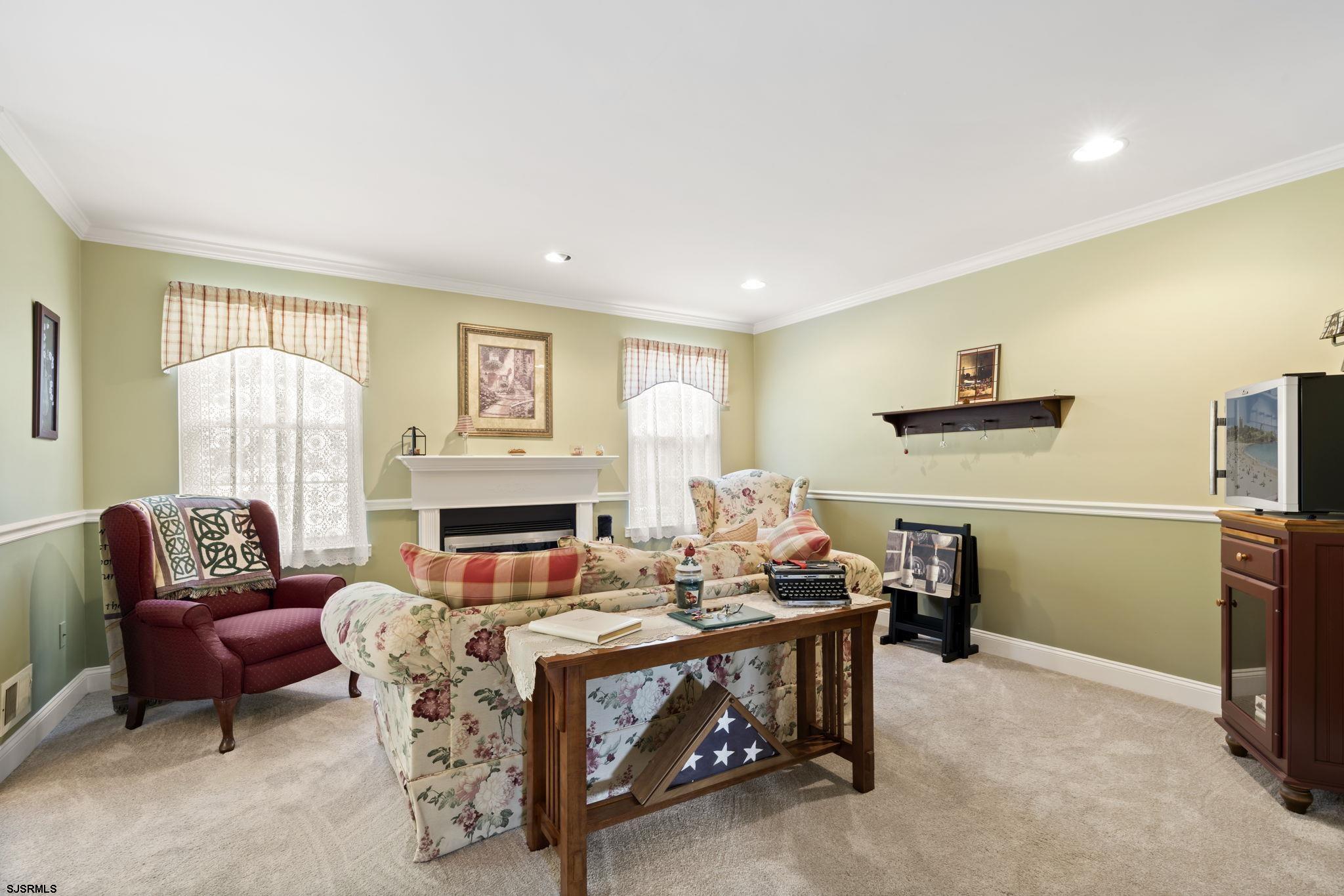 89 River Bank Dr Dr - Picture 3