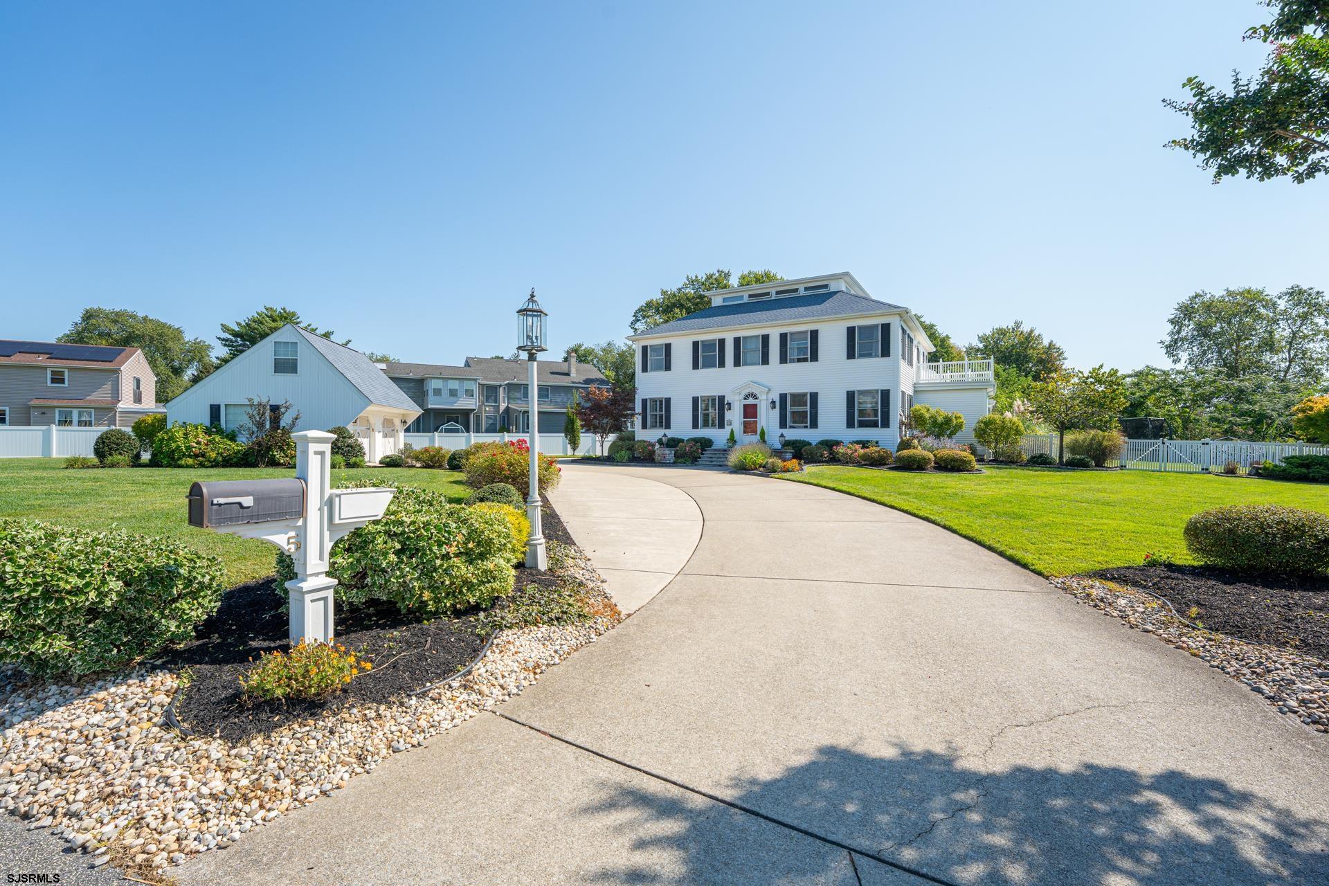 5 Saint Andrews Dr