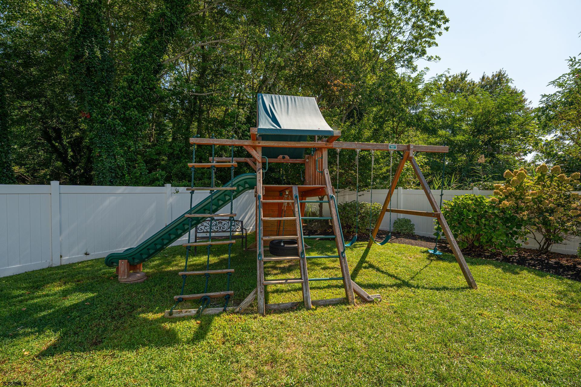 5 Saint Andrews Dr