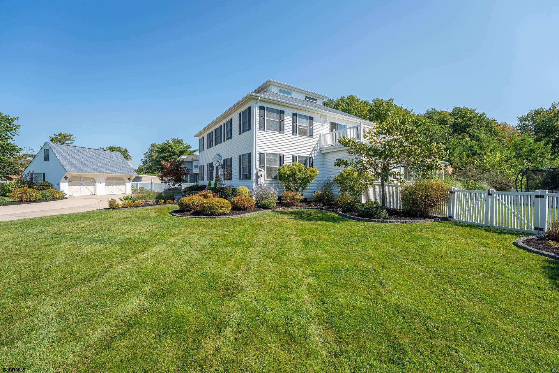 5 Saint Andrews Dr