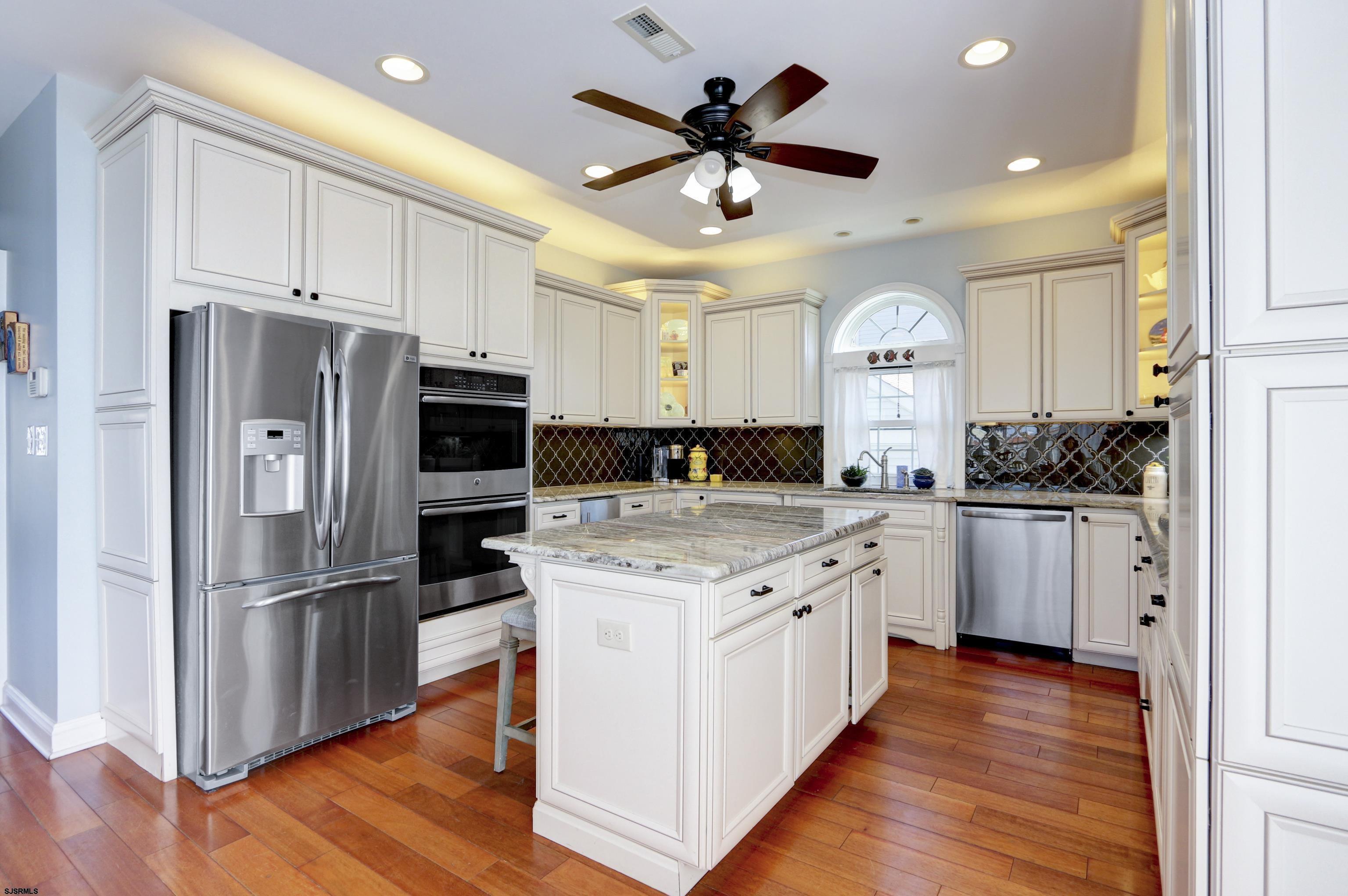 312 S 31st Street - Picture 2