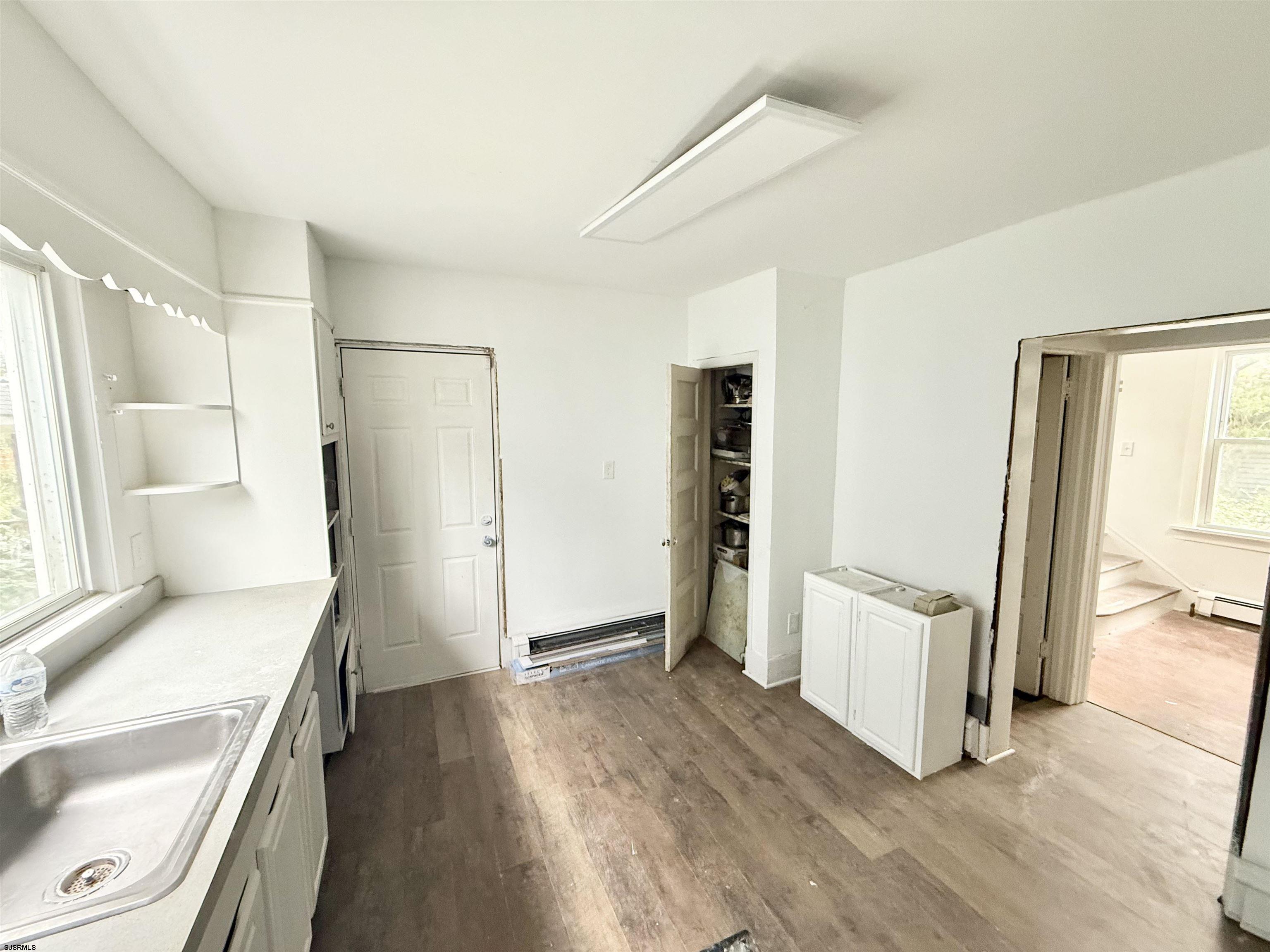 45 E Greenfield Avenue