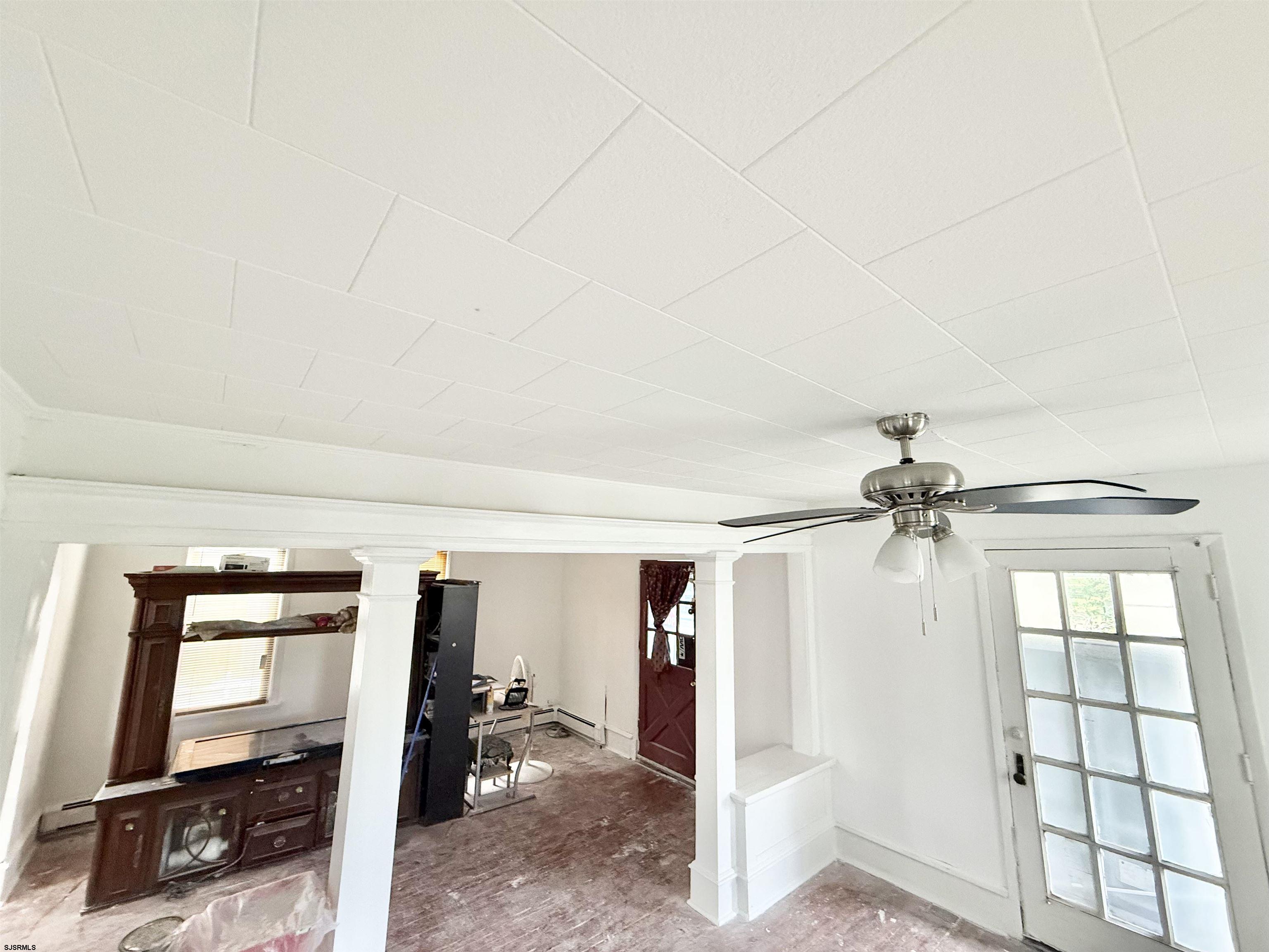 45 E Greenfield Avenue