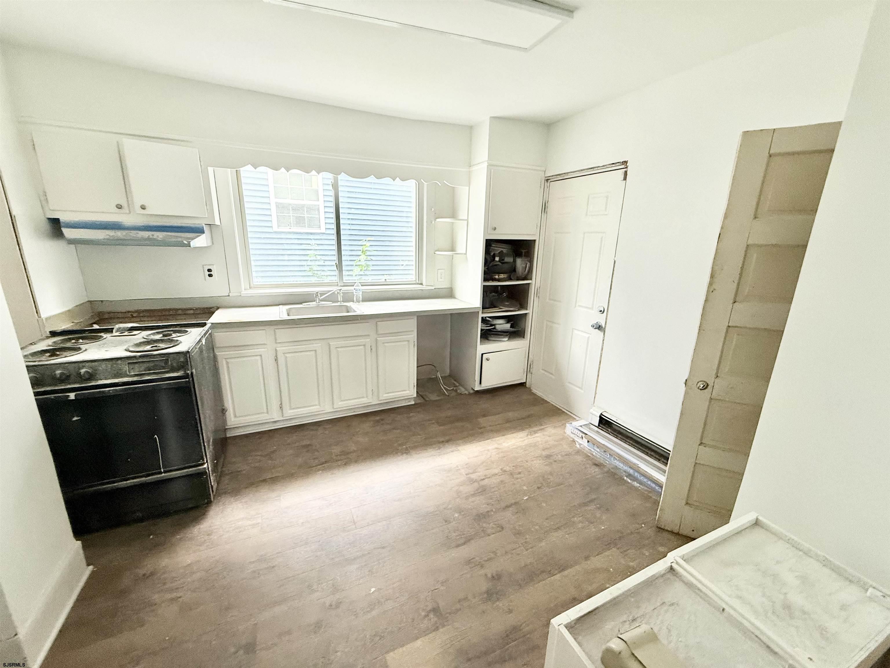 45 E Greenfield Avenue