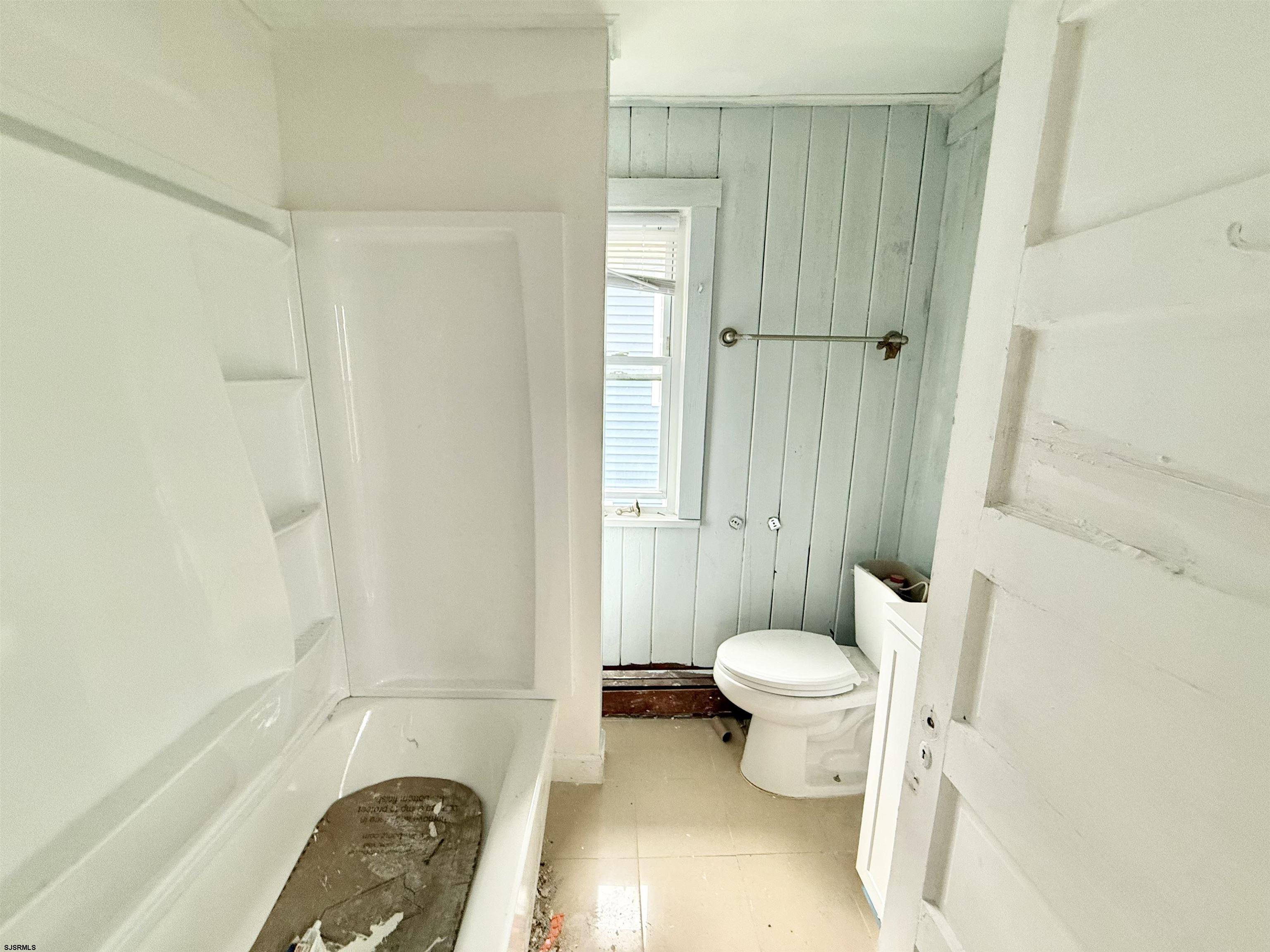 45 E Greenfield Avenue