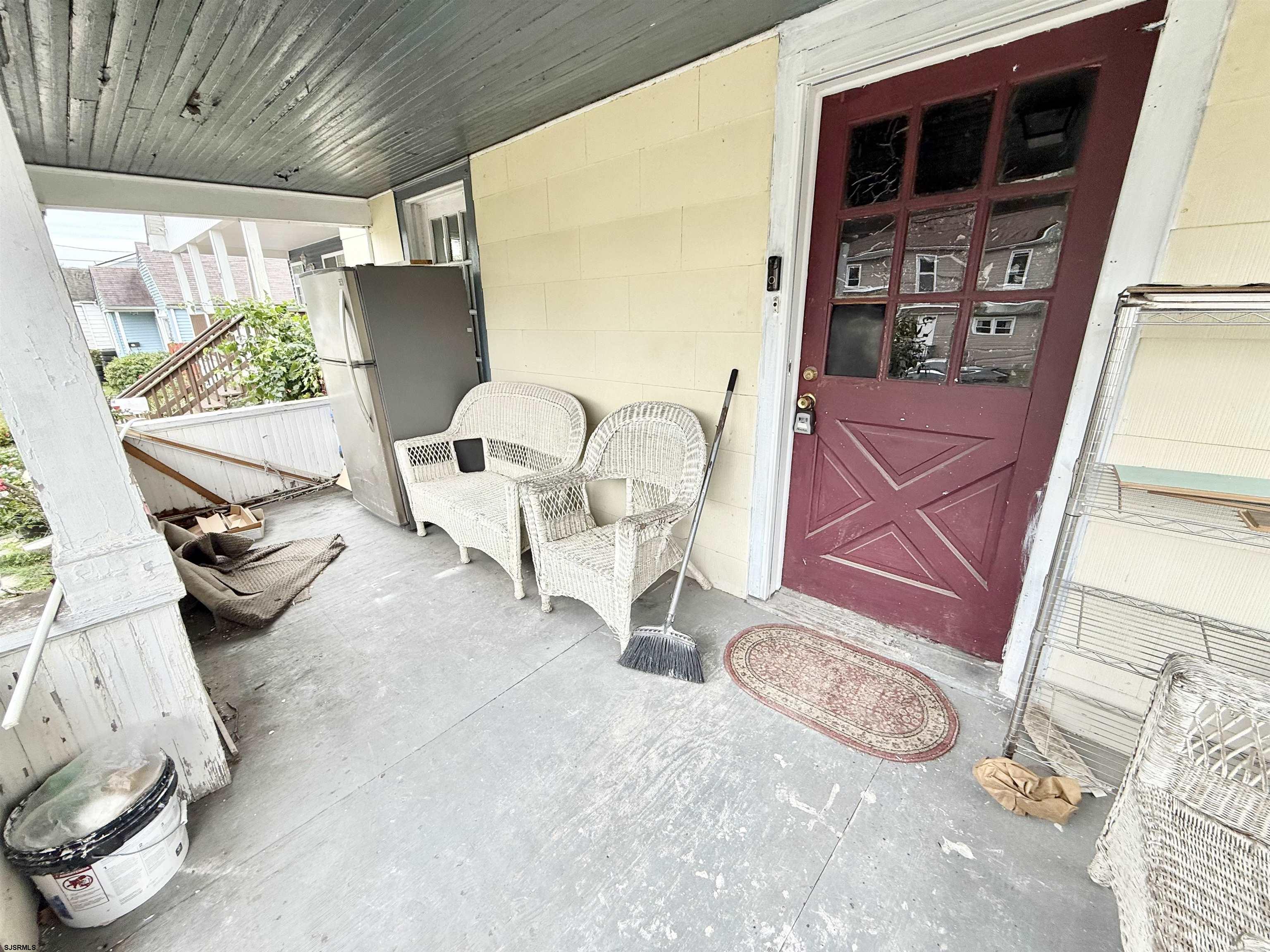 45 E Greenfield Avenue