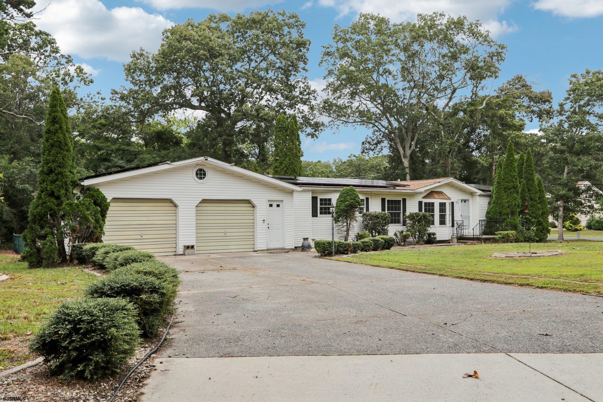 399 Upland Avenue - Picture 4