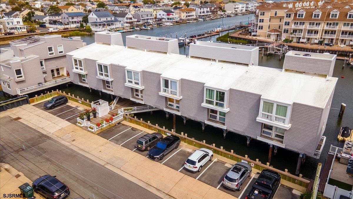 151 N Annapolis Avenue