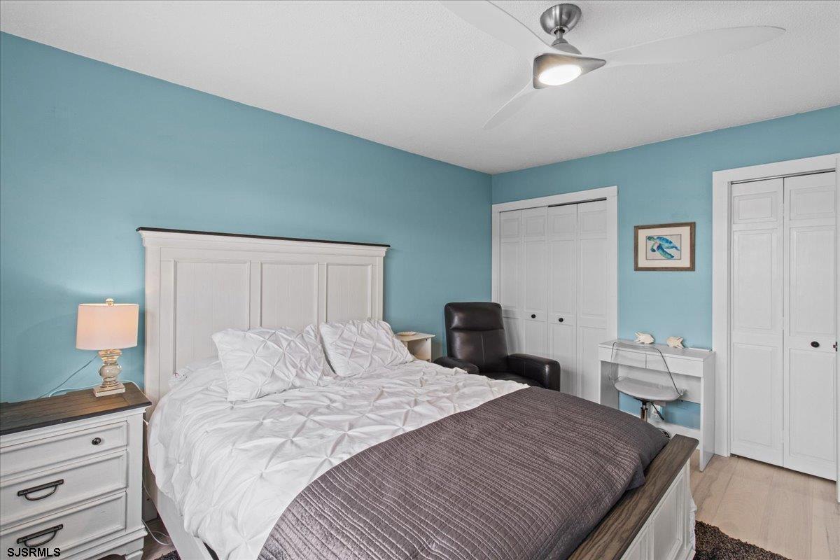 4901 Harbor Beach Blvd