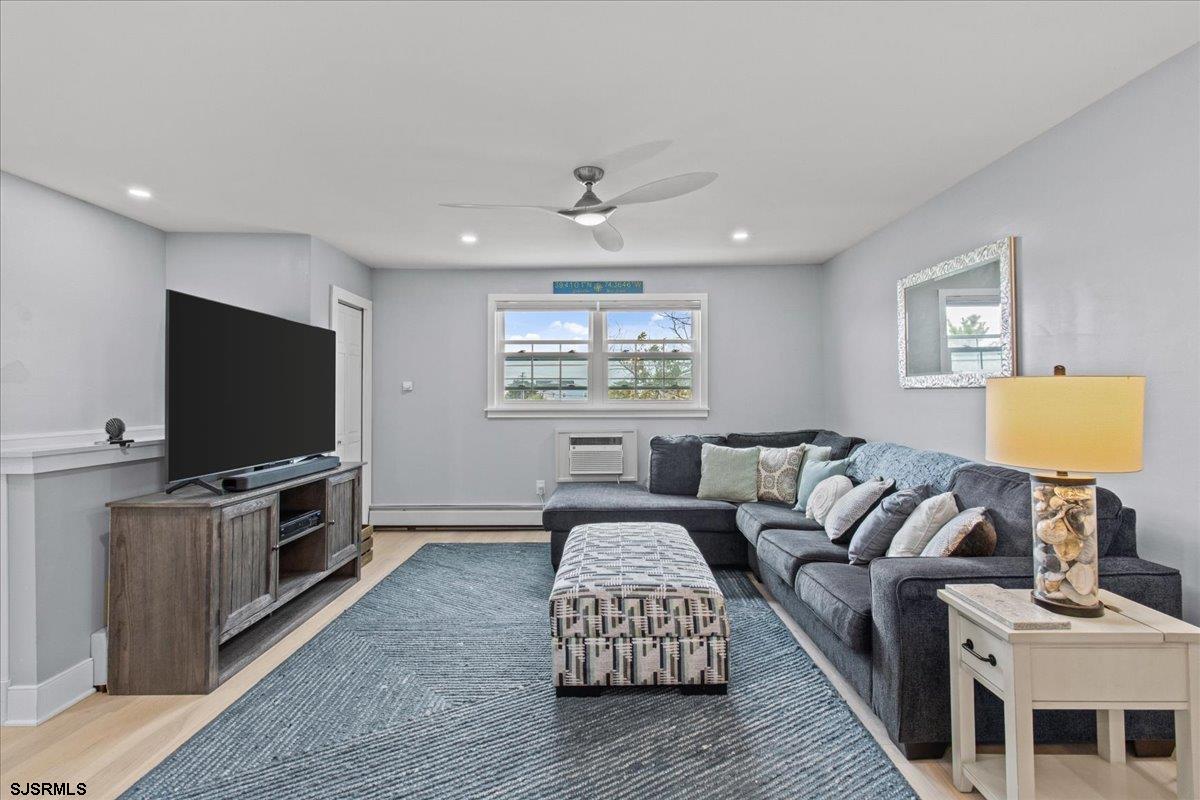 4901 Harbor Beach Blvd - Picture 3