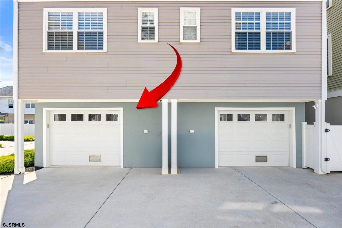 1A N Nashville Avenue