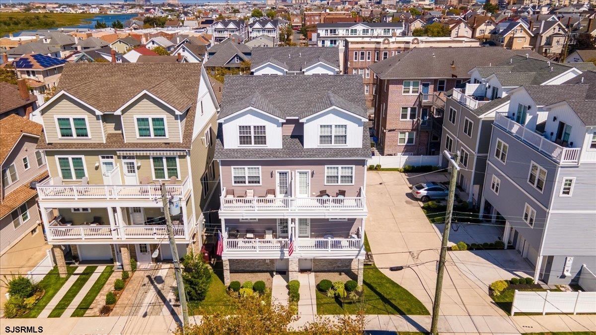 1A N Nashville Avenue