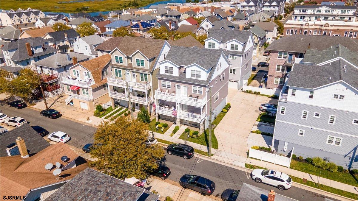 1A N Nashville Avenue