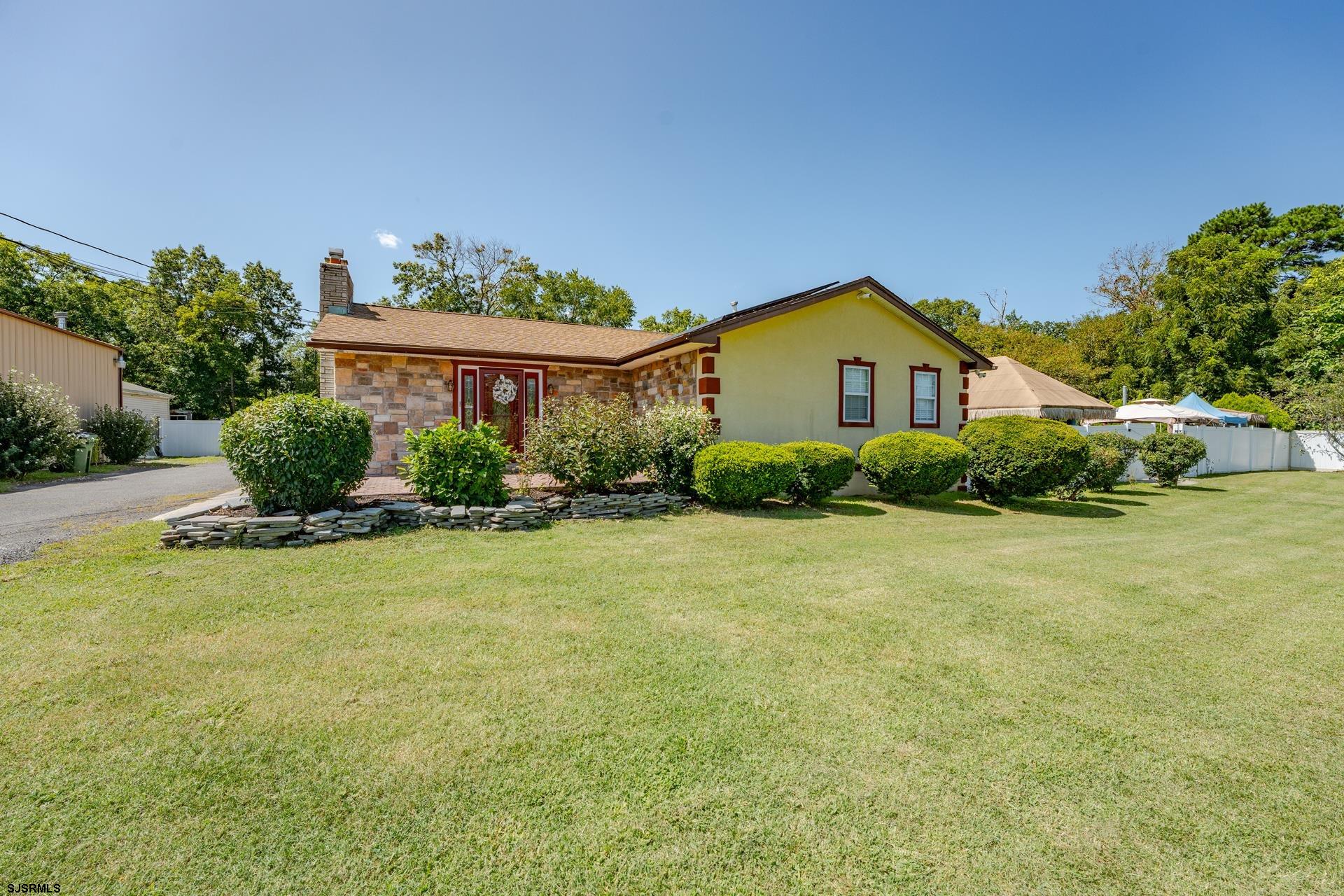 6529 Delilah Road - Picture 2