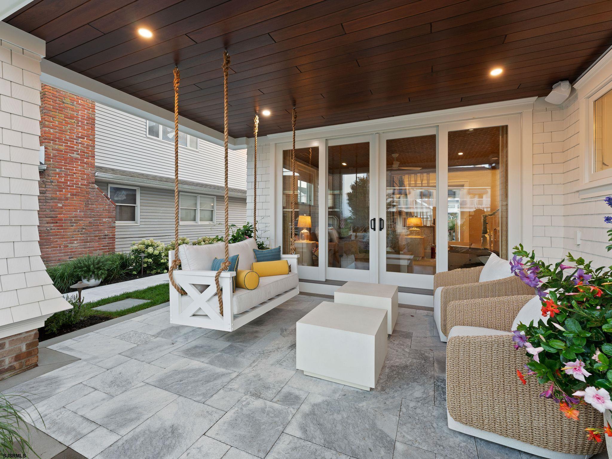 12 E Newcastle Road
