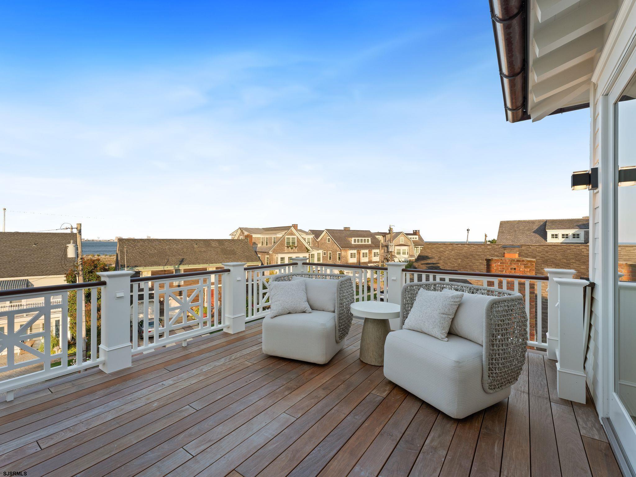 12 E Newcastle Road