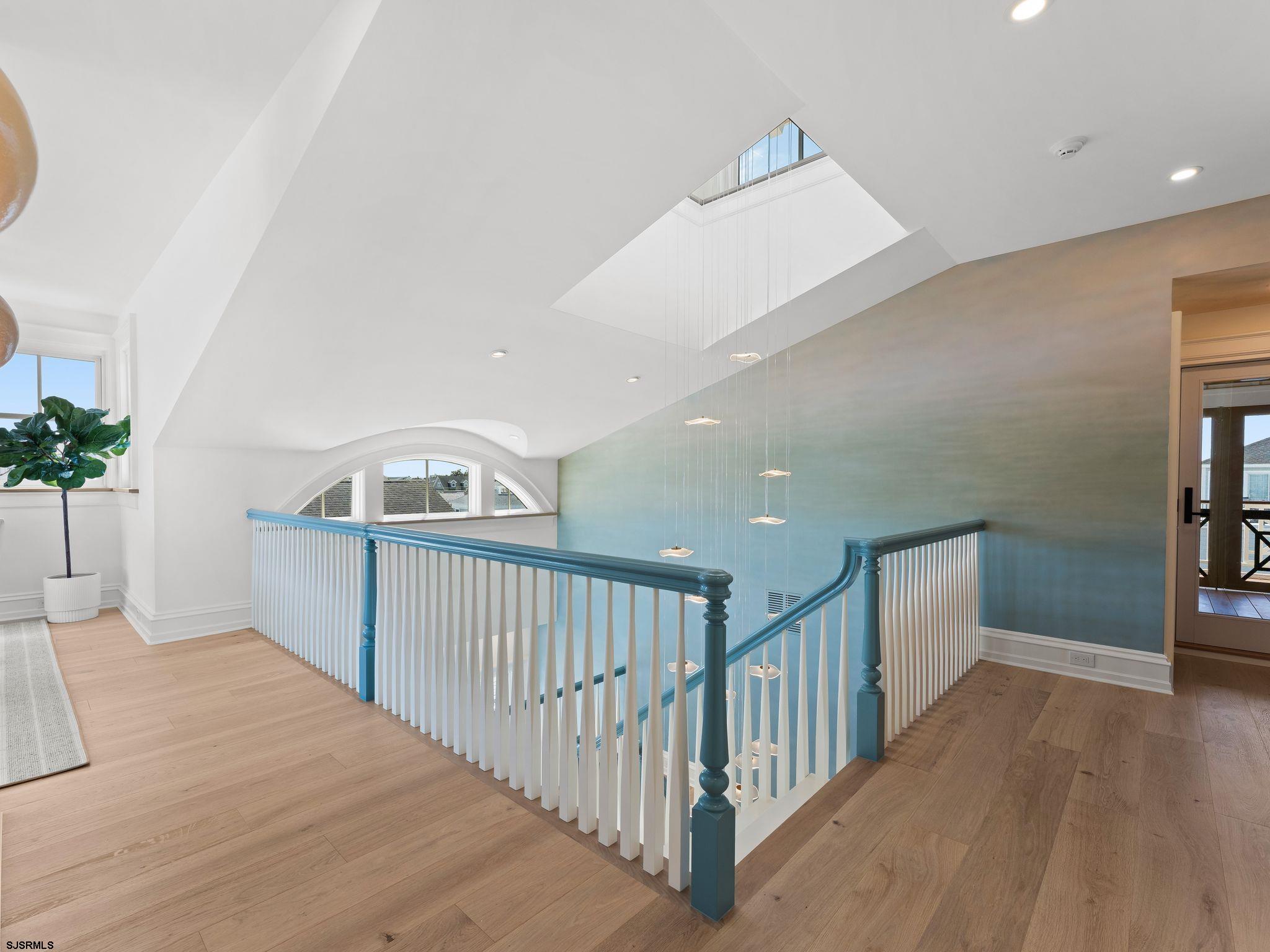 12 E Newcastle Road