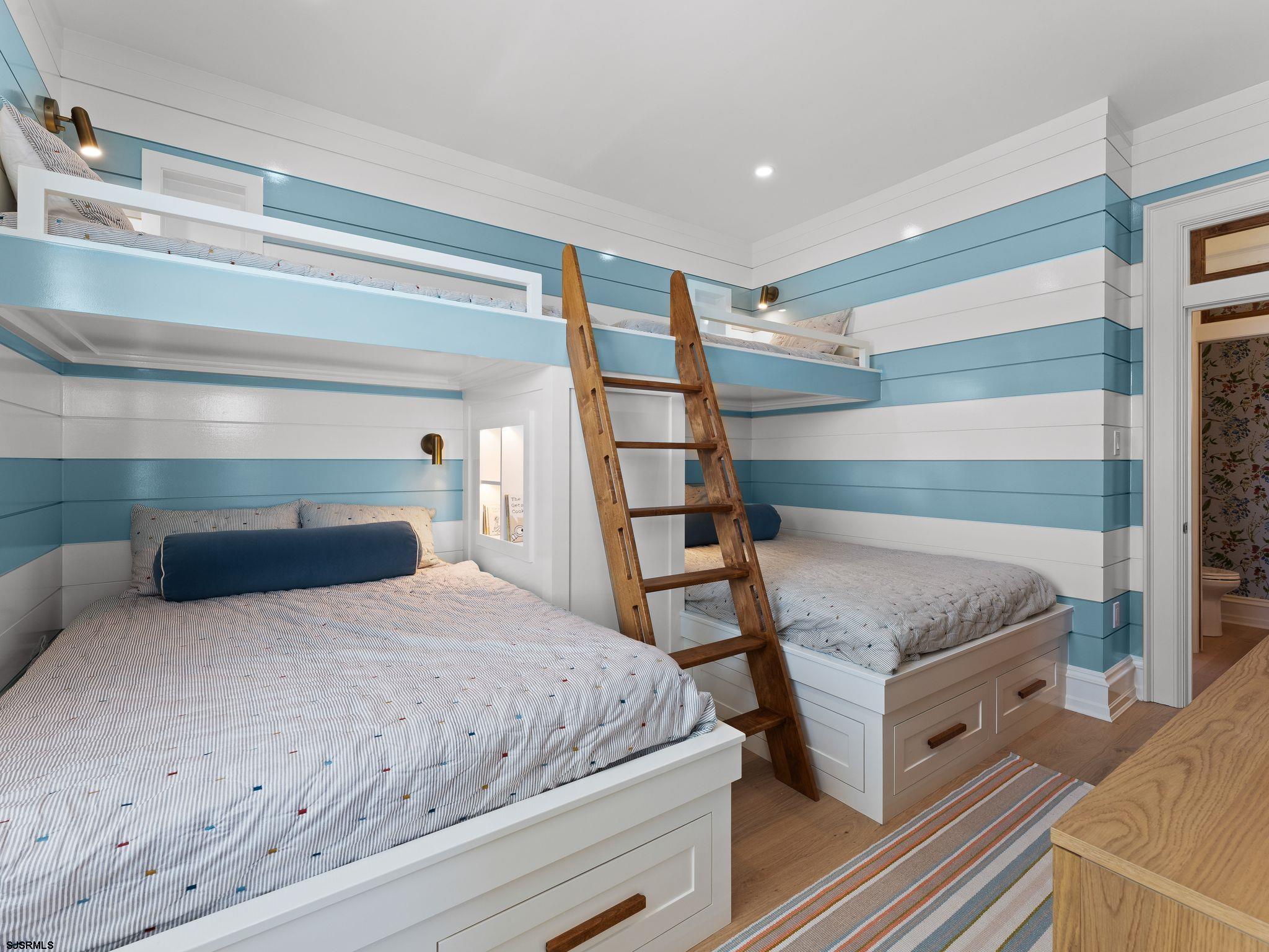 12 E Newcastle Road