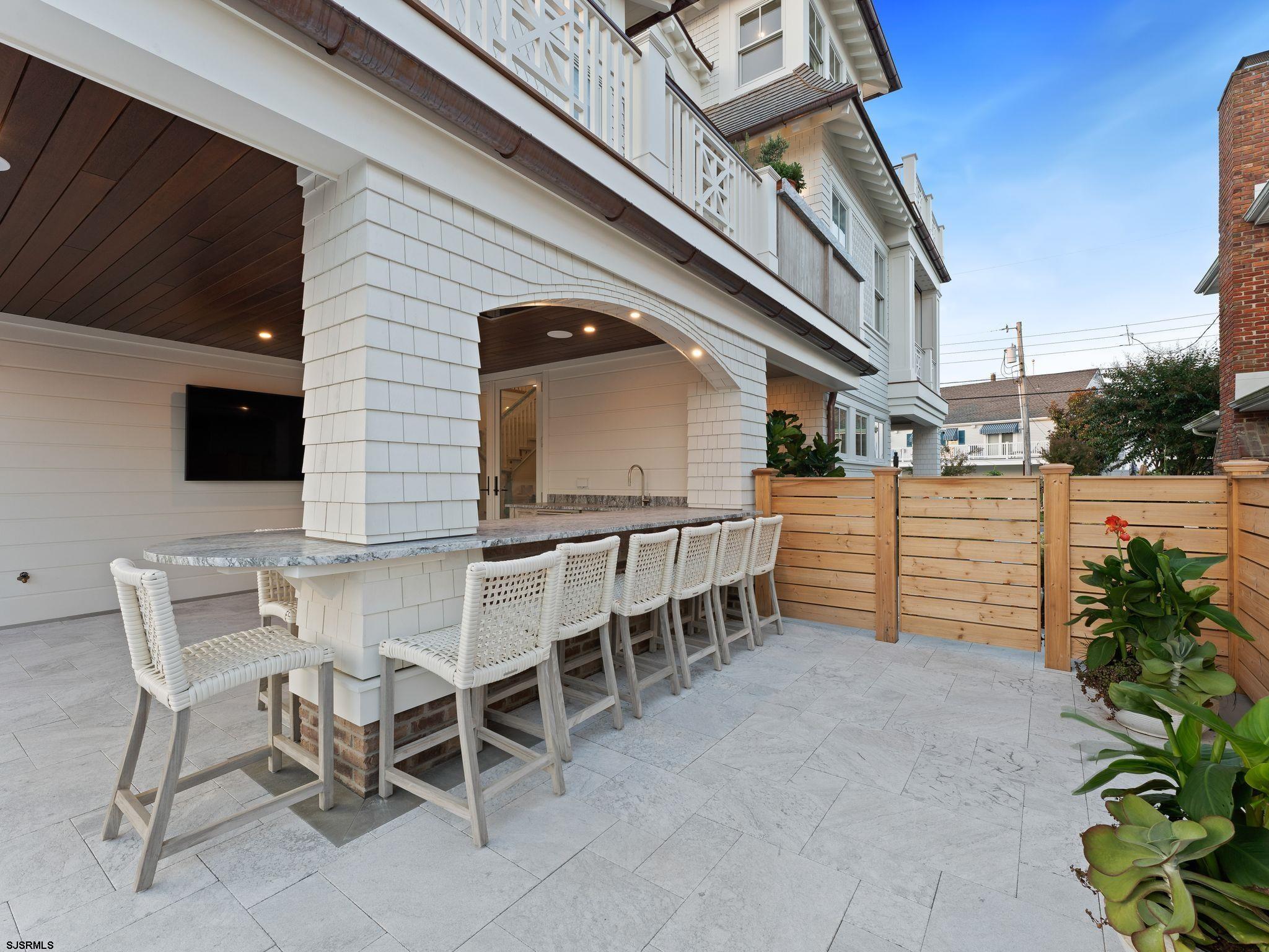 12 E Newcastle Road