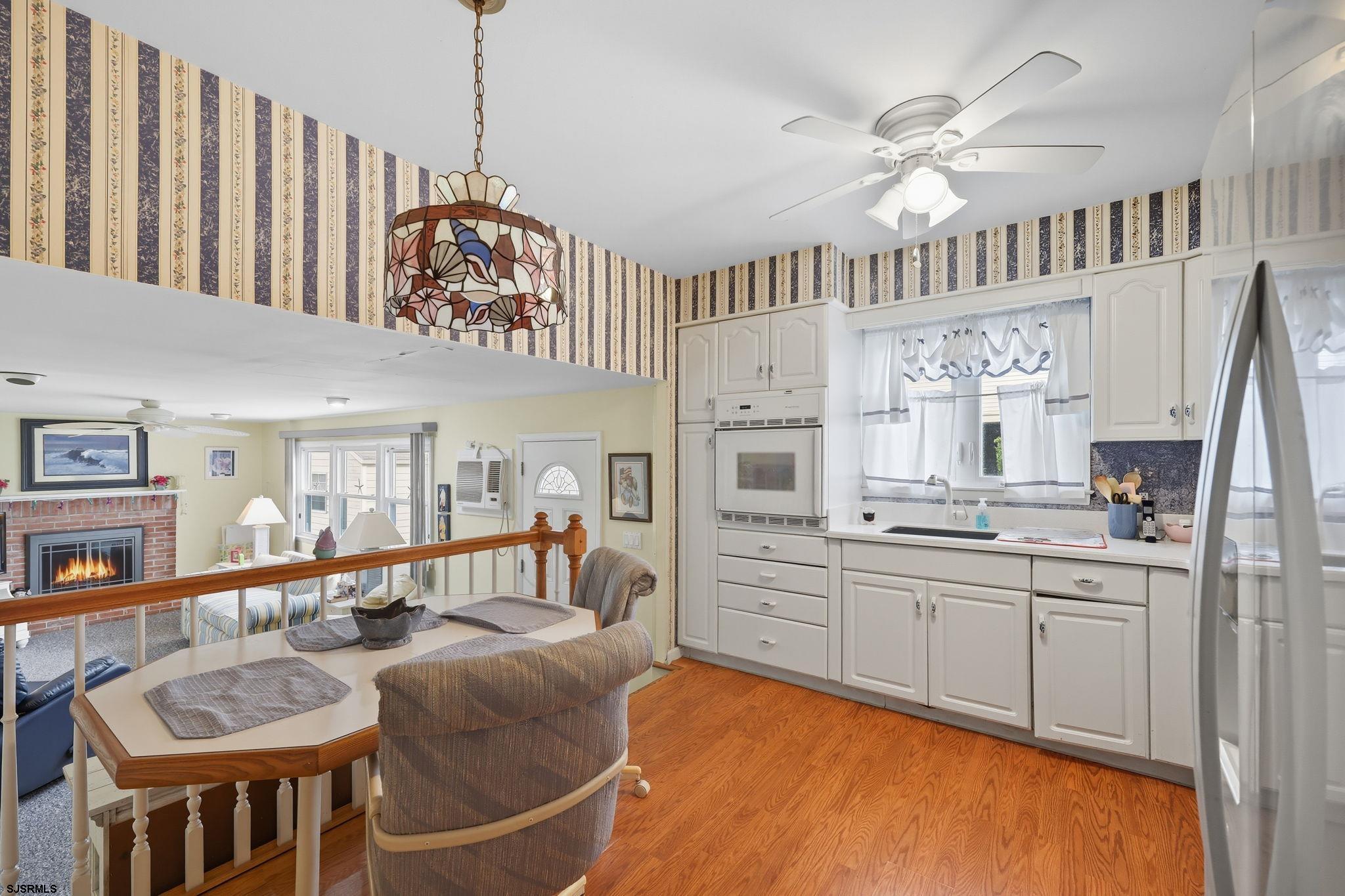 507 N Douglas Avenue