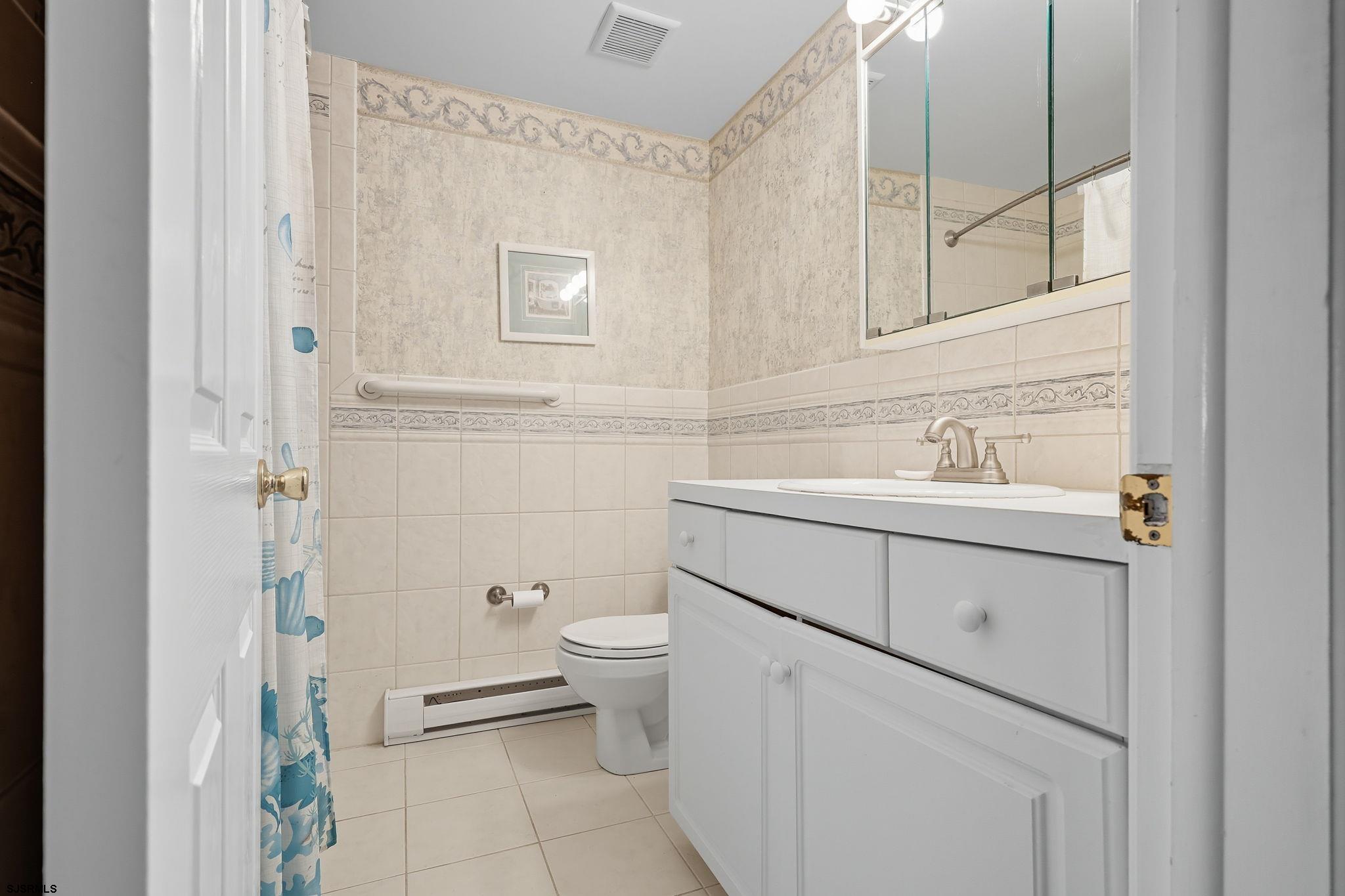 507 N Douglas Avenue