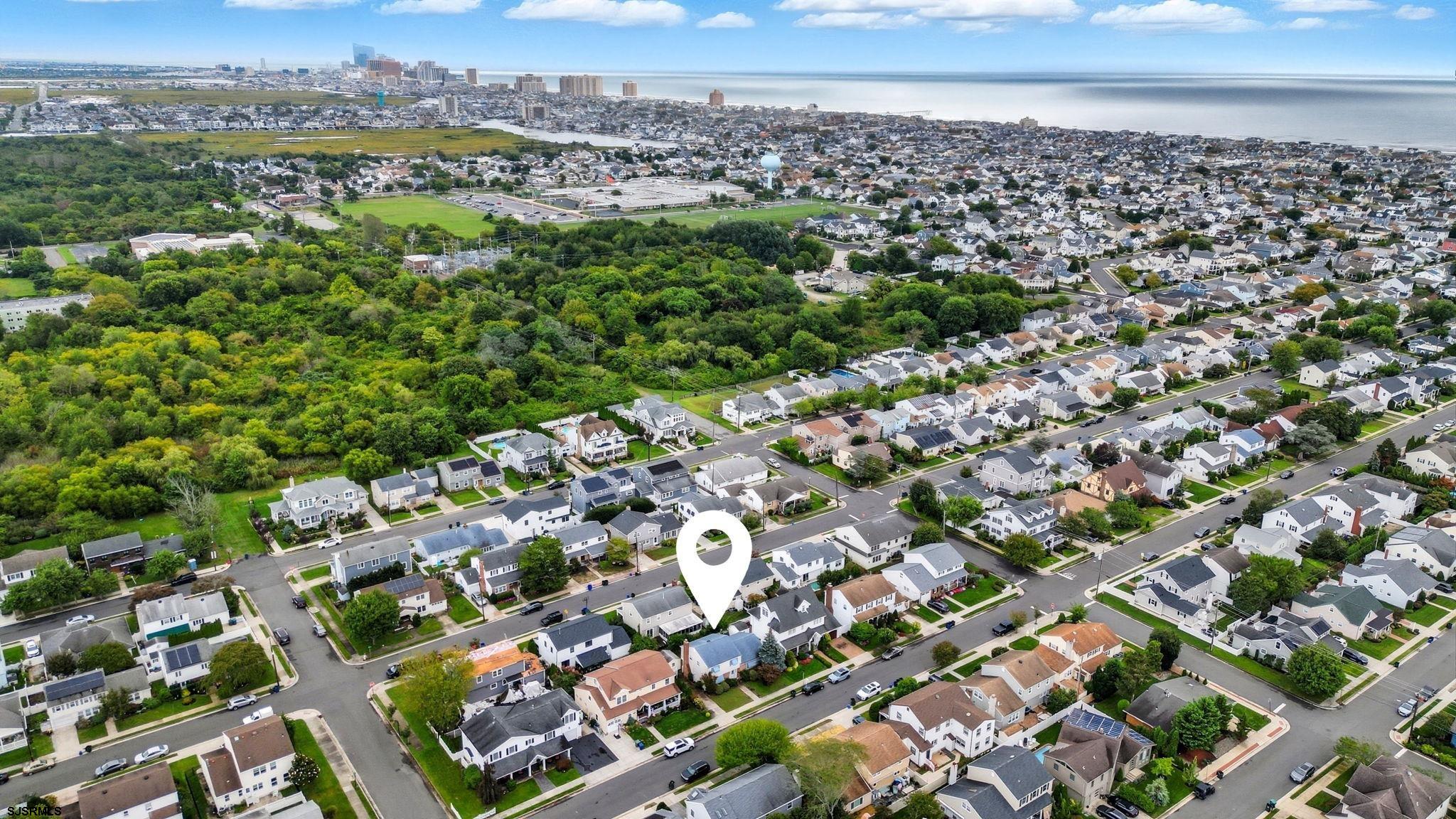 507 N Douglas Avenue