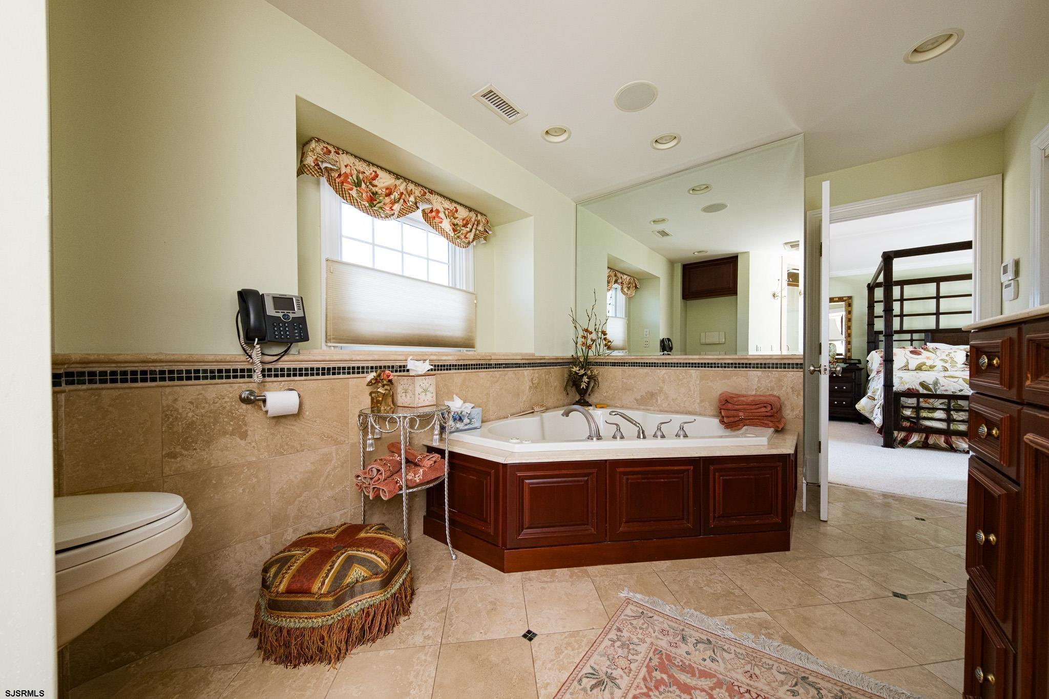 2404 Atlantic Avenue