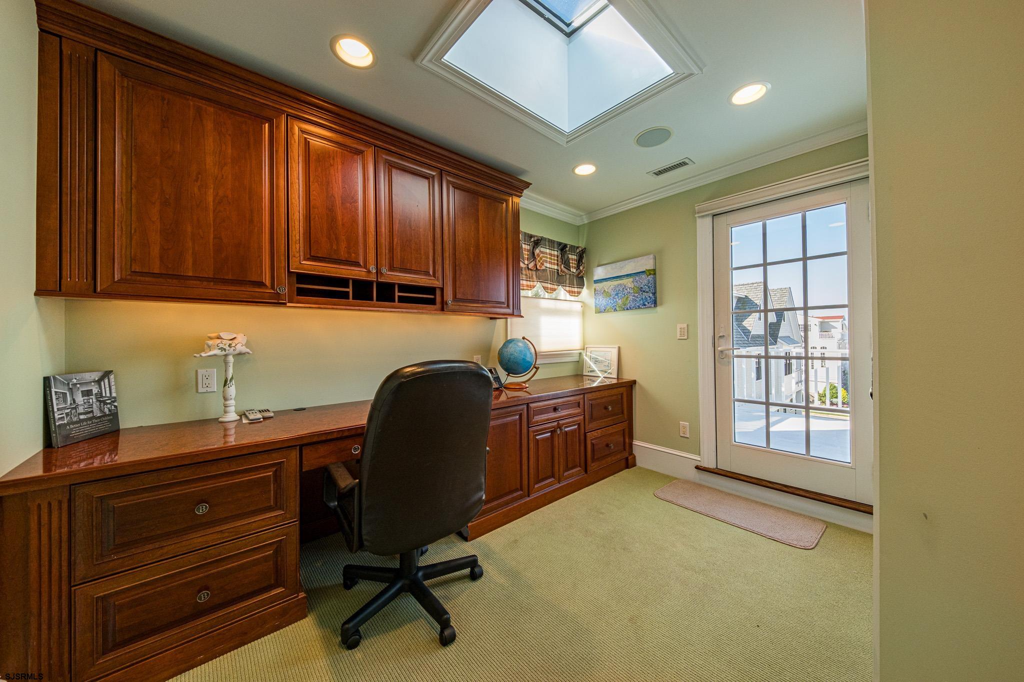 2404 Atlantic Avenue