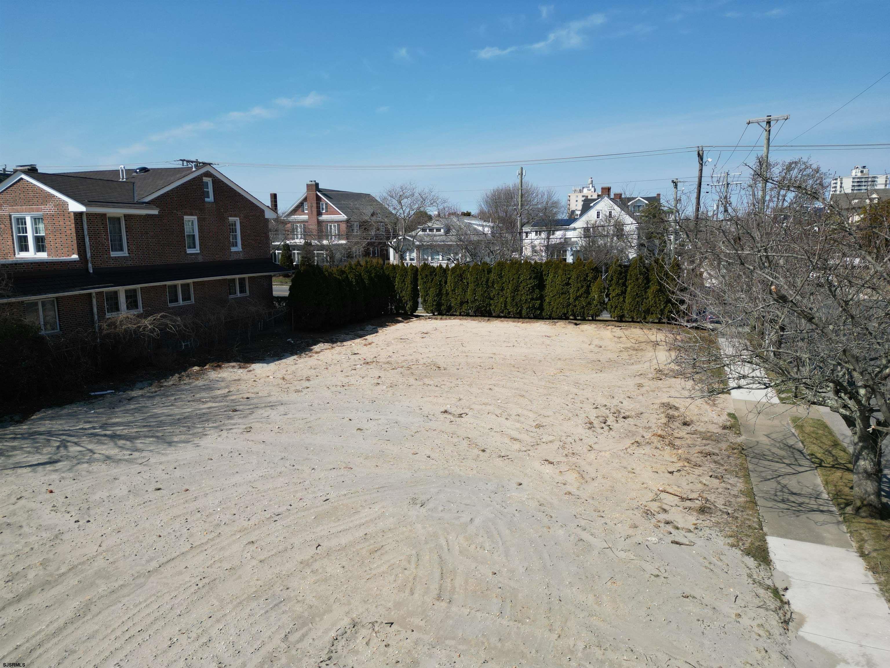 2 S Cornwall Avenue - Picture 1