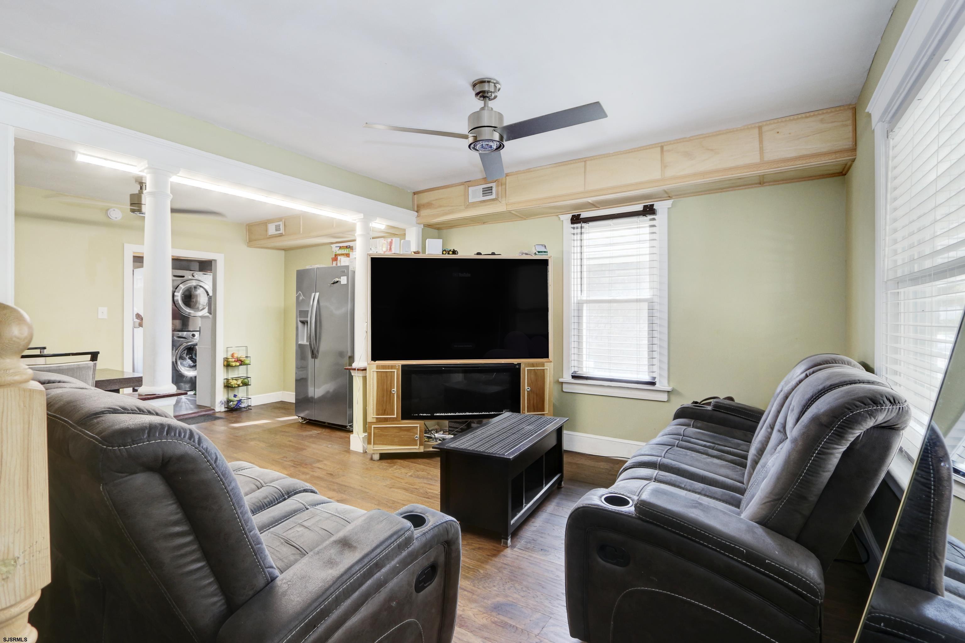 1007 N Ohio Avenue - Picture 3