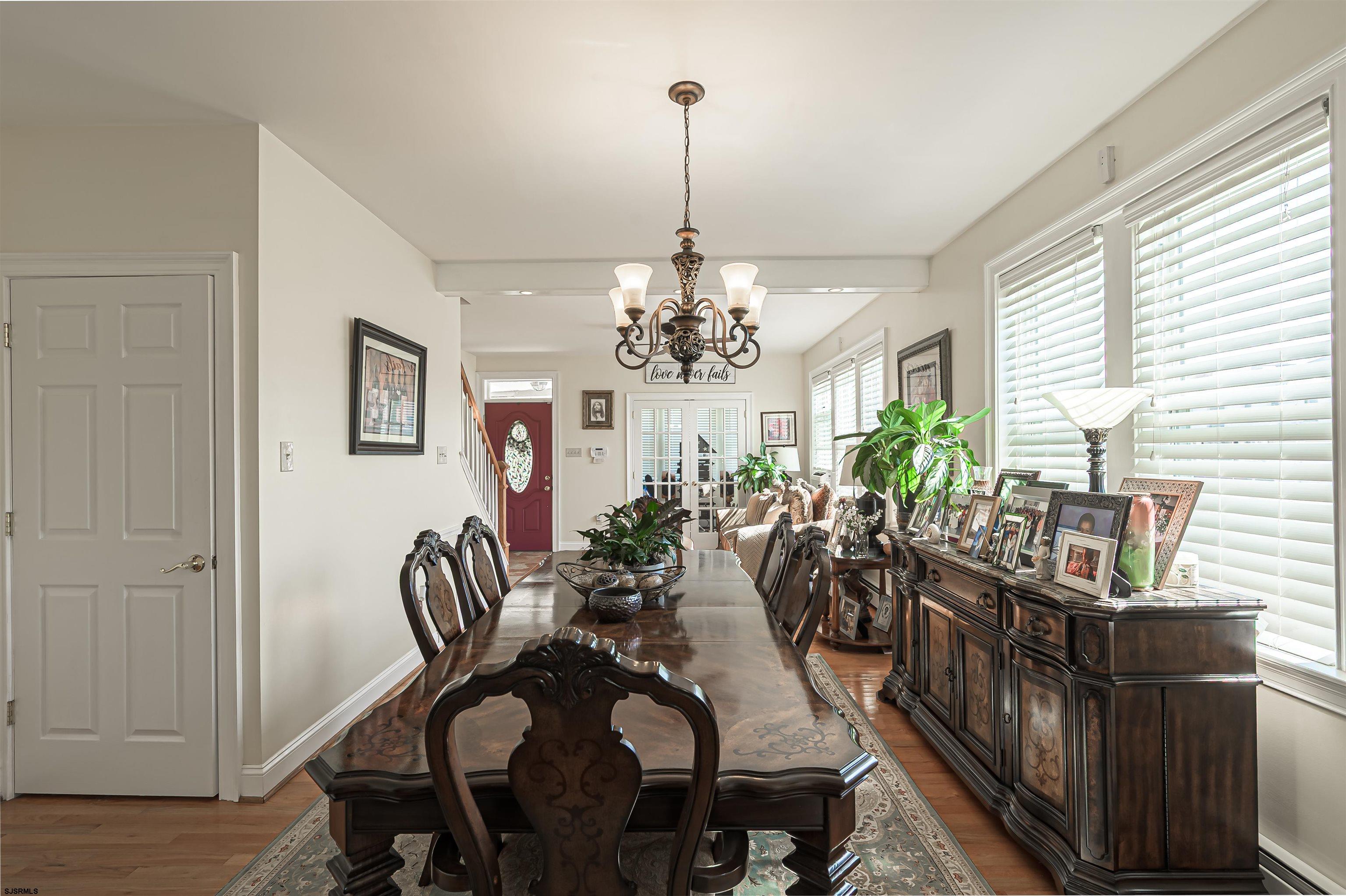 348 N Connecticut Avenue