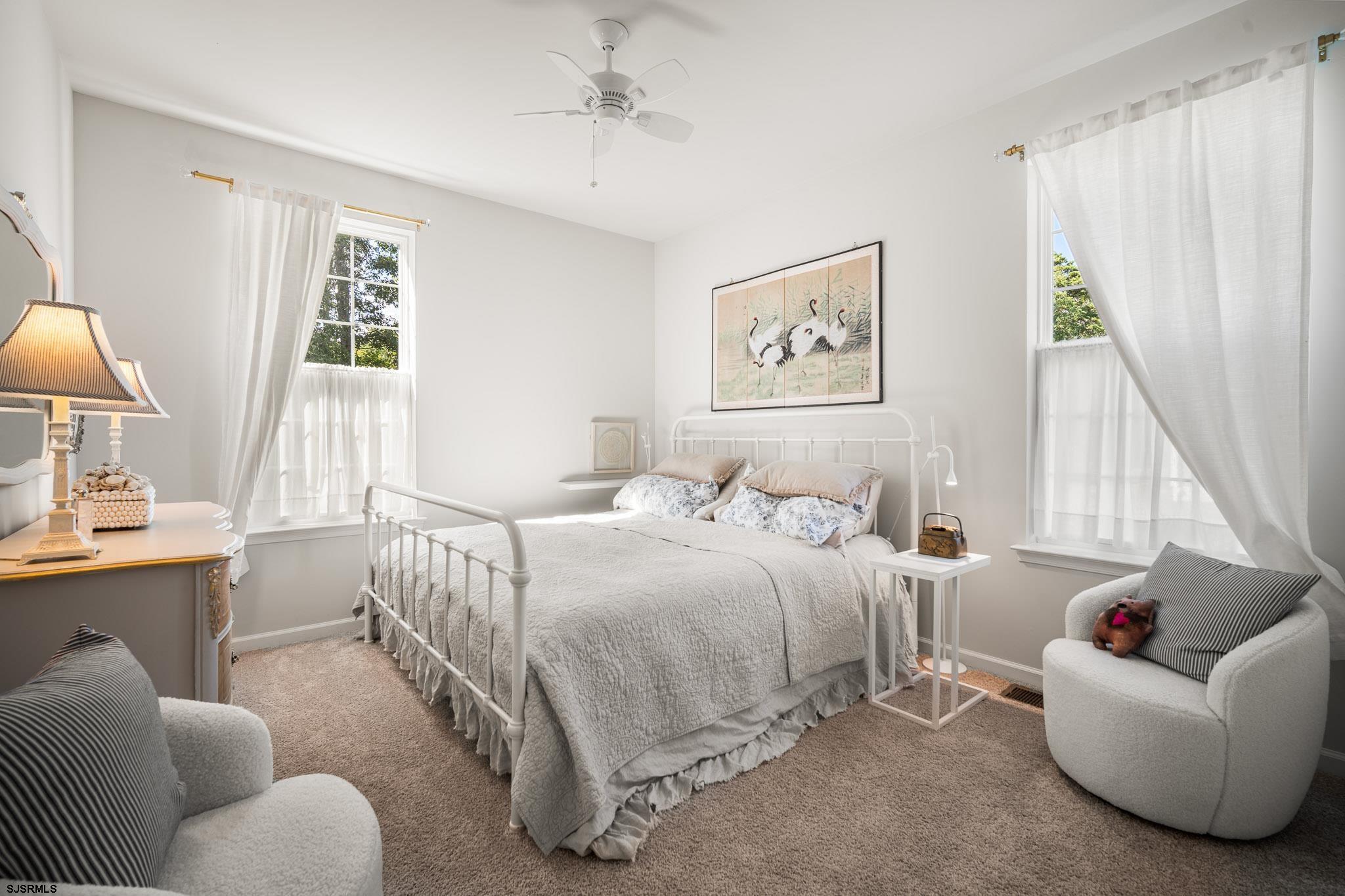 145 Laquinta Dr