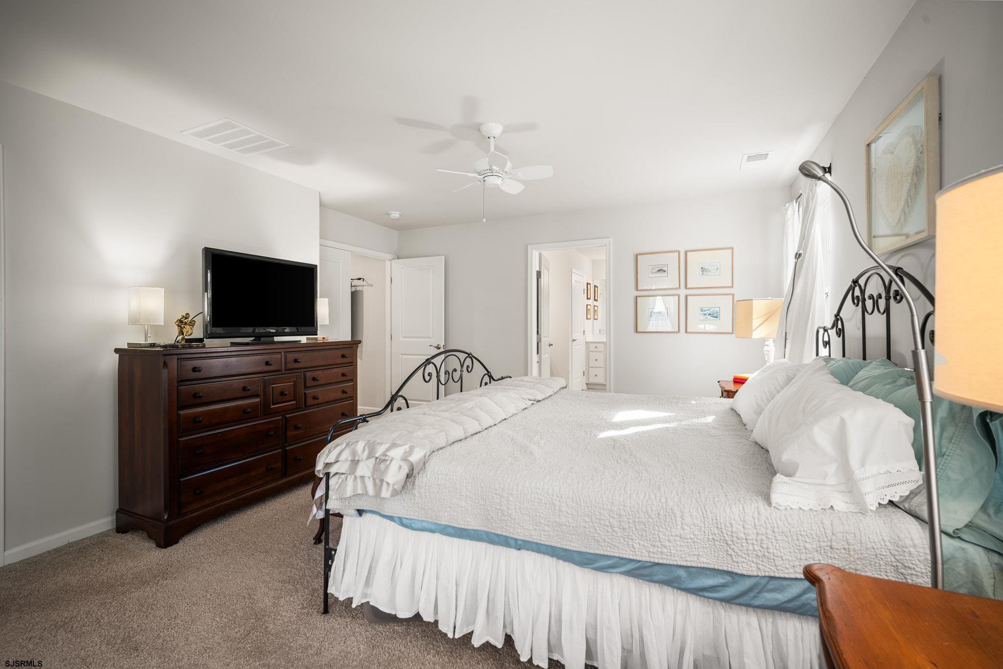 145 Laquinta Dr