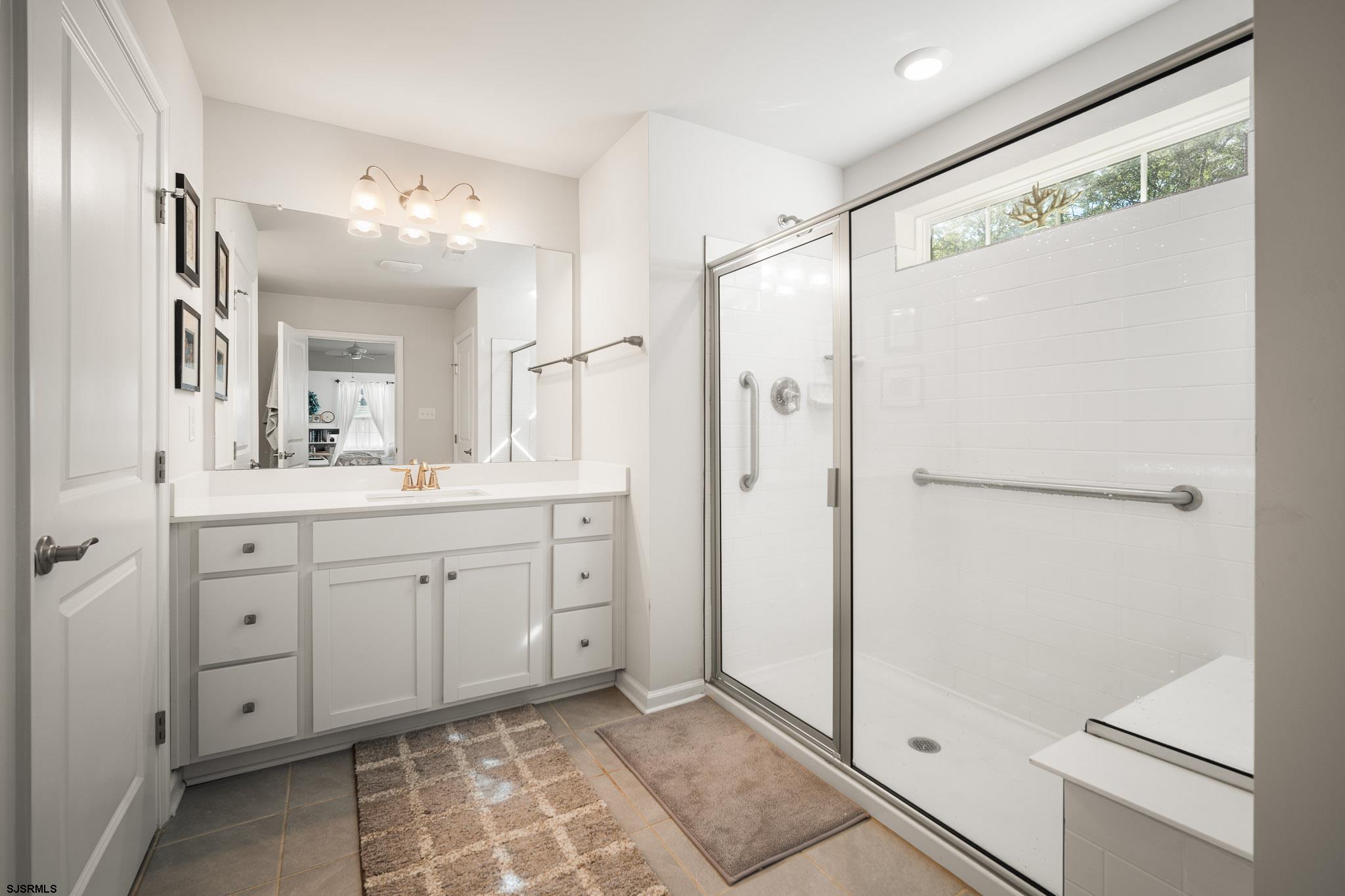 145 Laquinta Dr